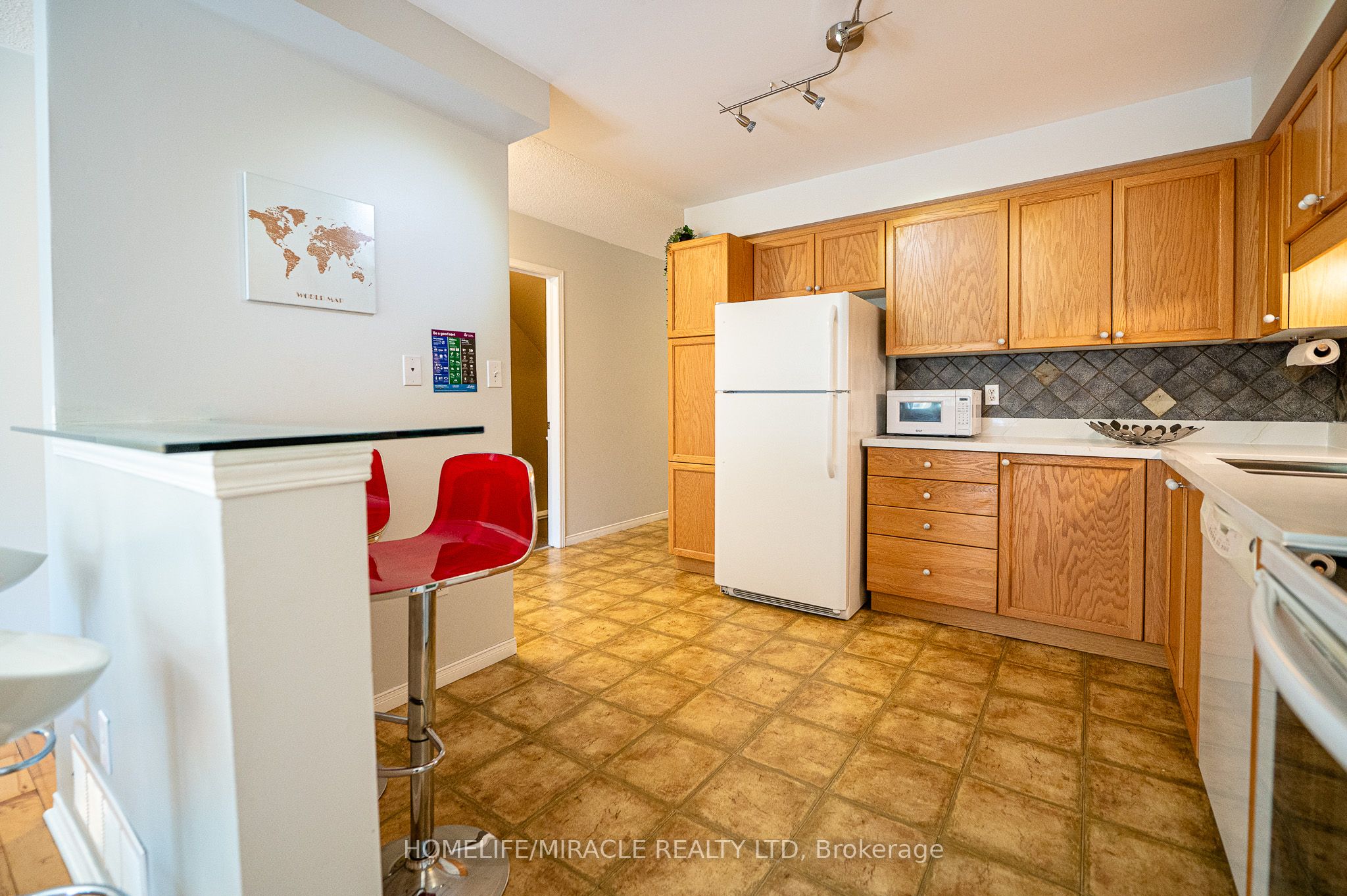151 Clairfields Drive E 55 Property Photo 8