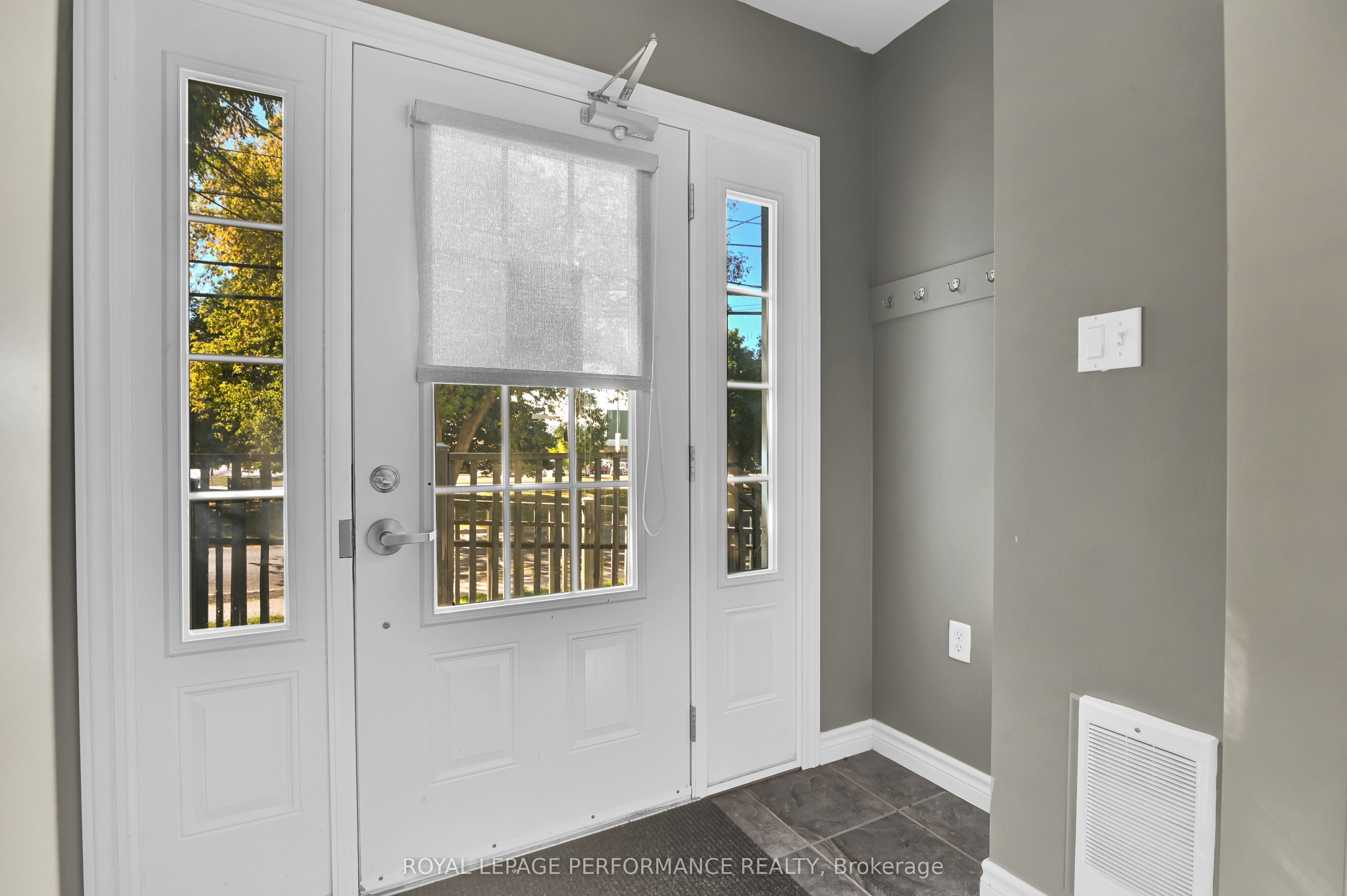 117 First Street E Property Photo 6