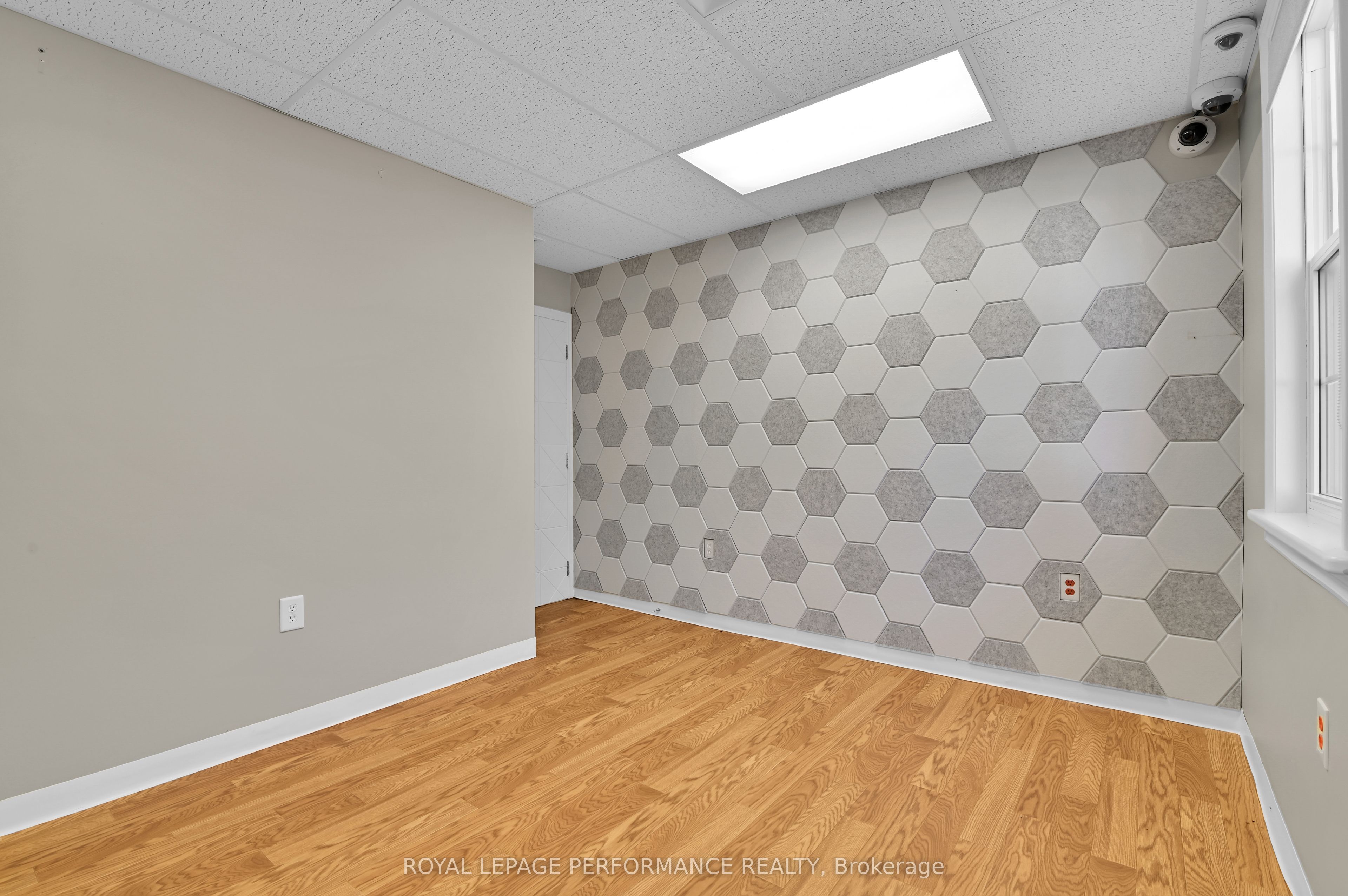 117 First Street E Property Photo 19