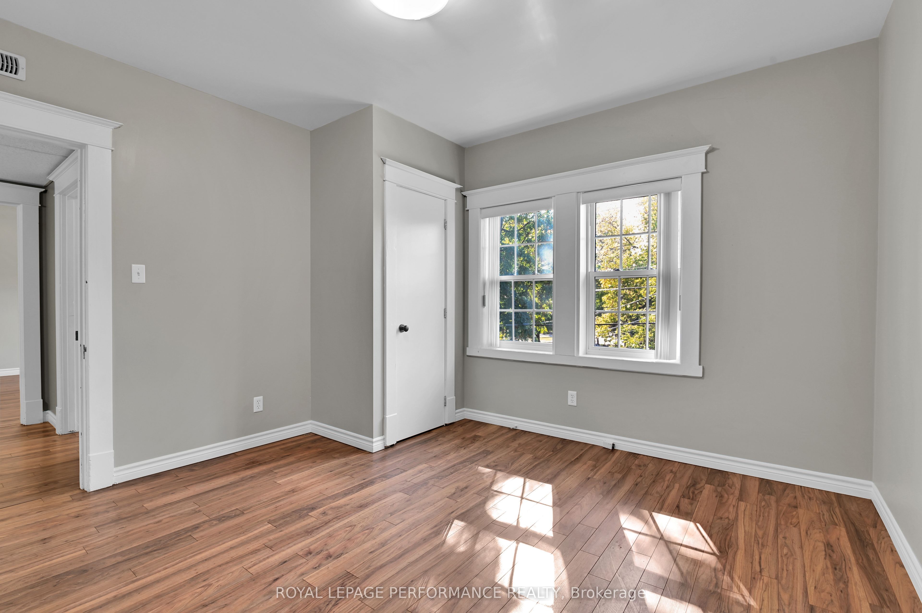117 First Street E Property Photo 22