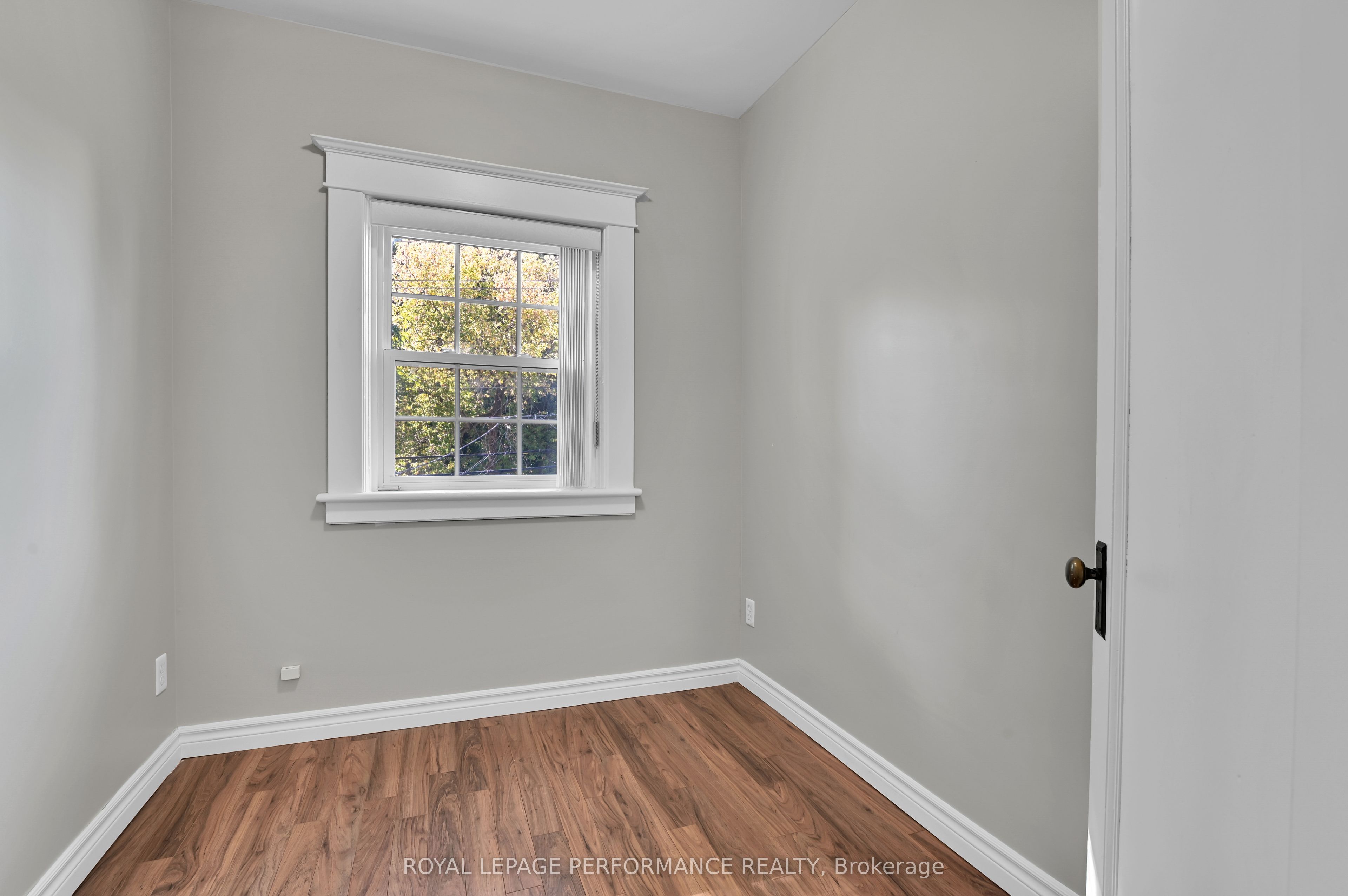 117 First Street E Property Photo 23