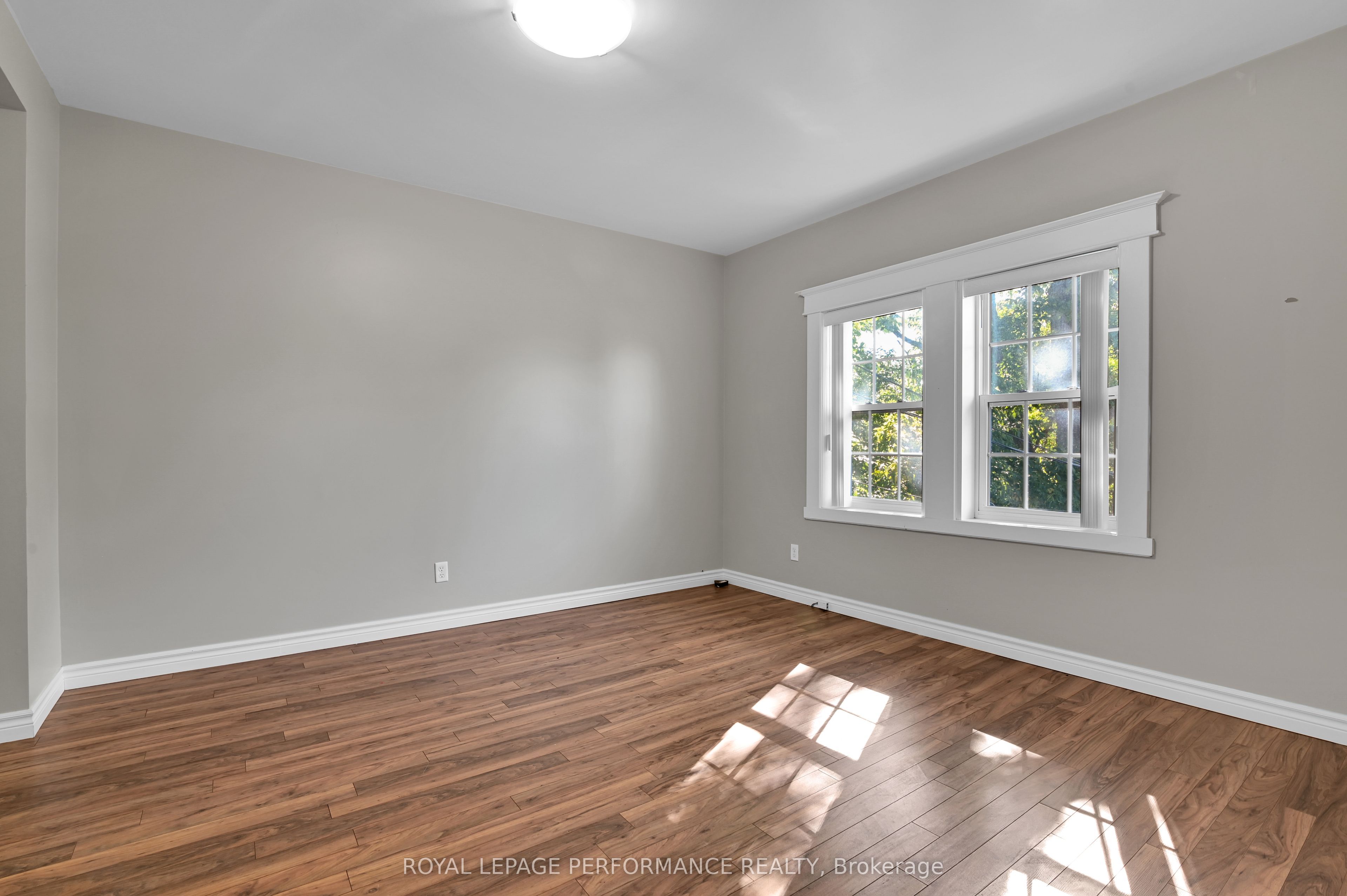 117 First Street E Property Photo 24