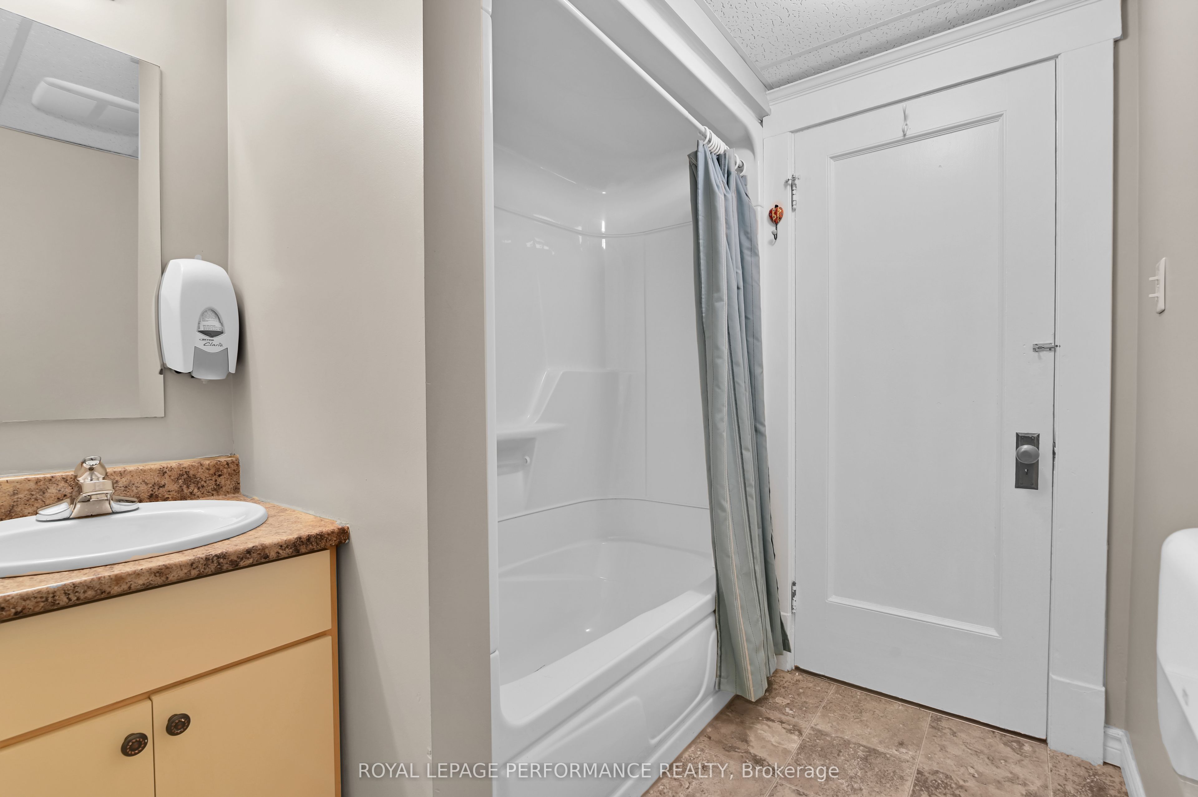 117 First Street E Property Photo 29