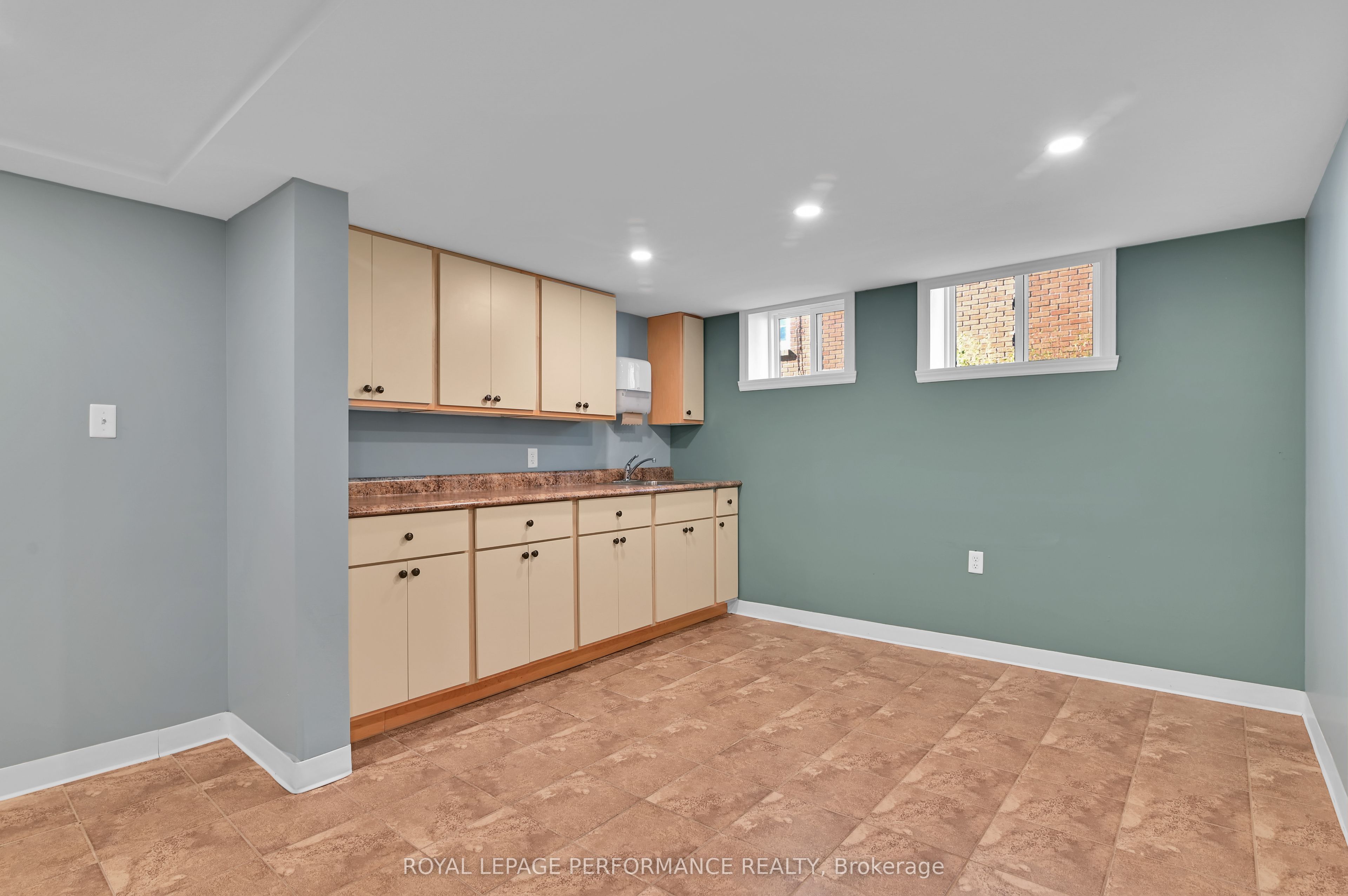 117 First Street E Property Photo 42