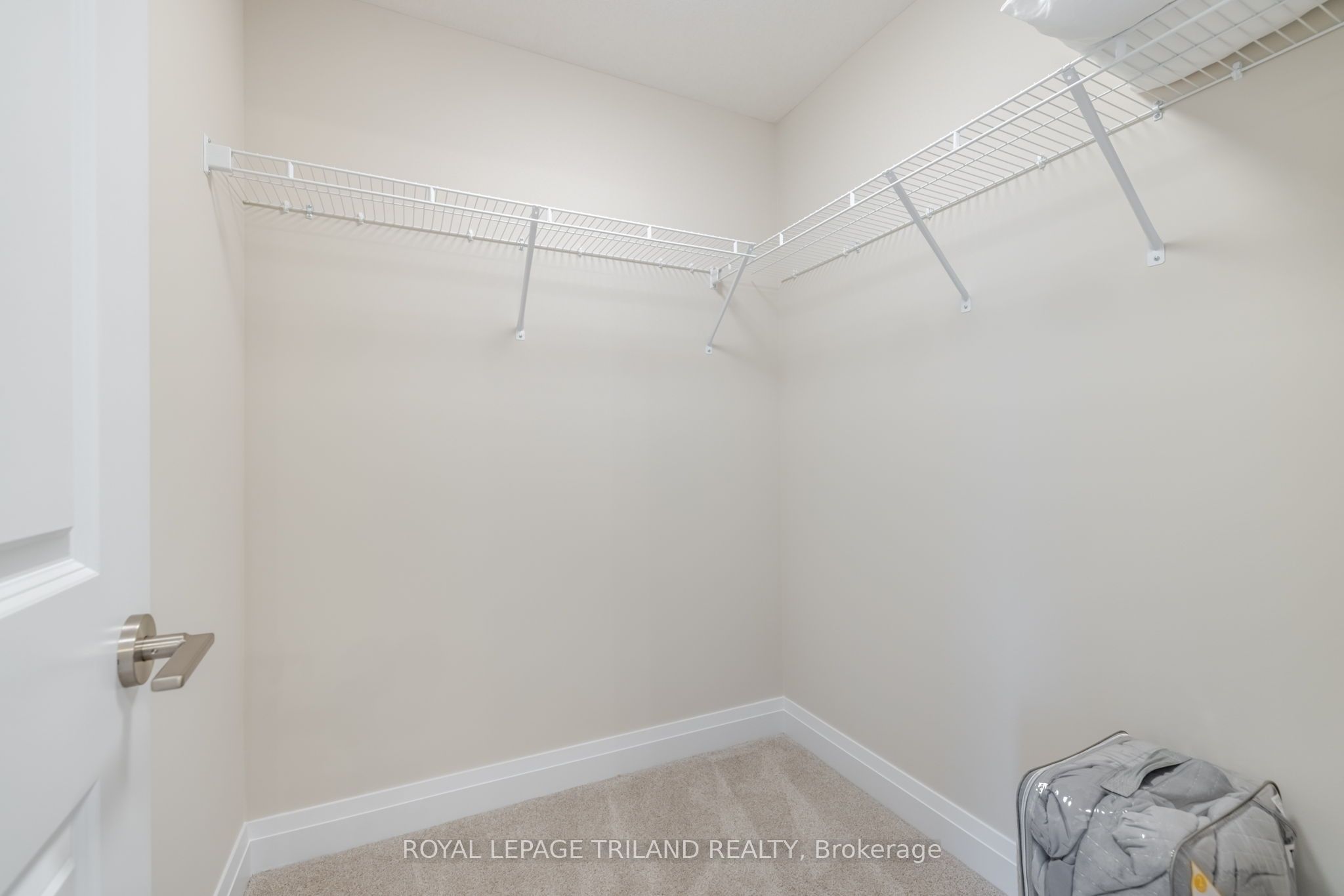 762 Banyan Lane Property Photo 27