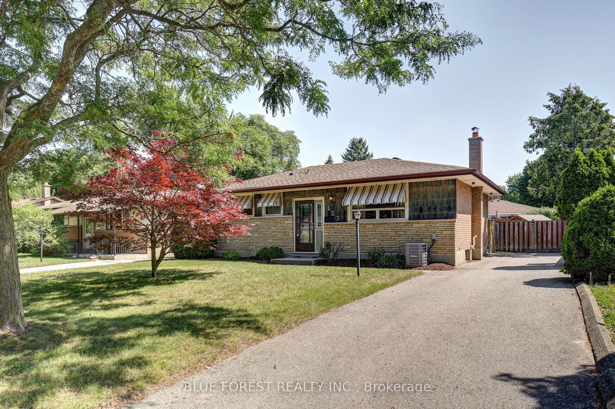 123 Aponi Crescent Property Photo 1