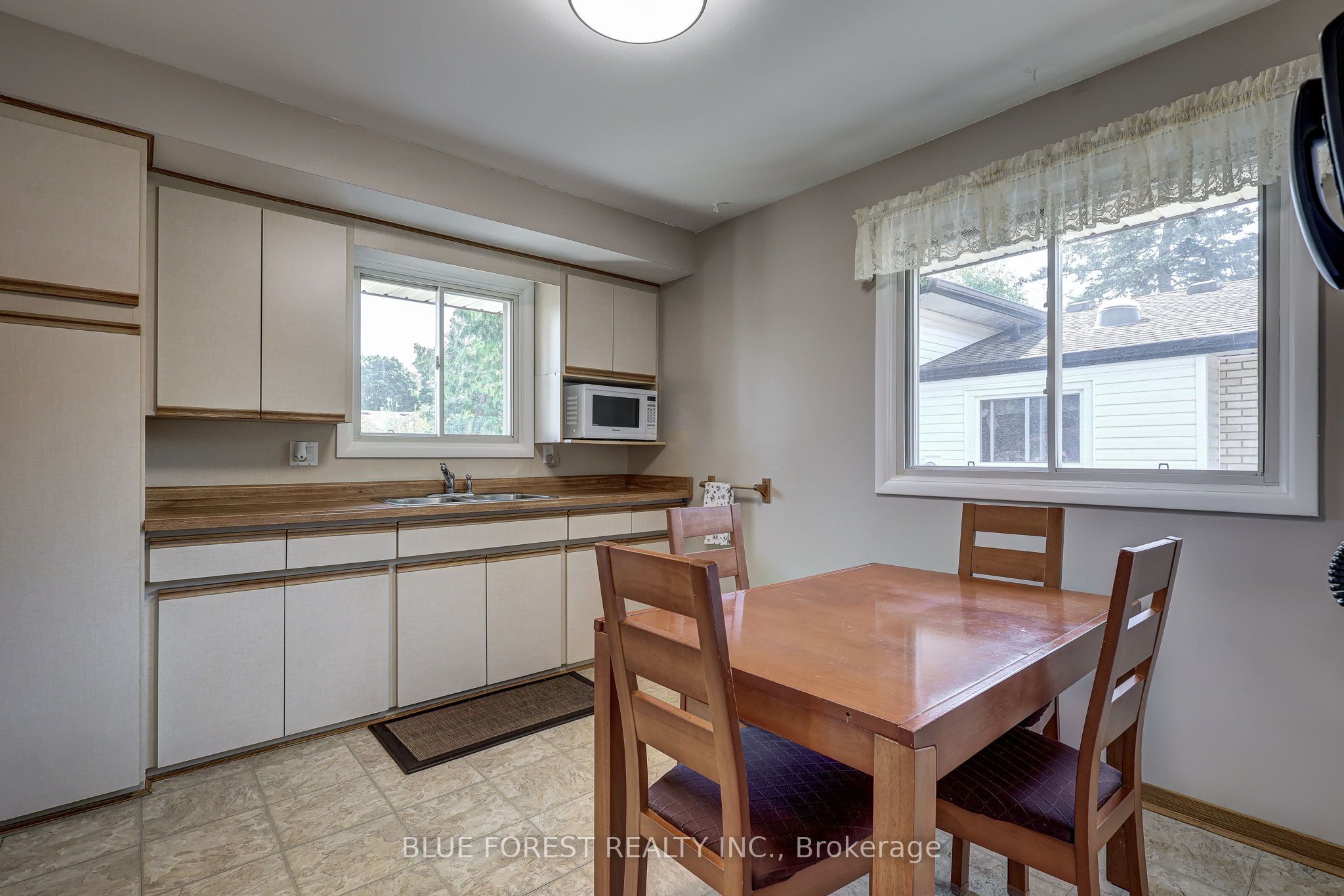123 Aponi Crescent Property Photo 17