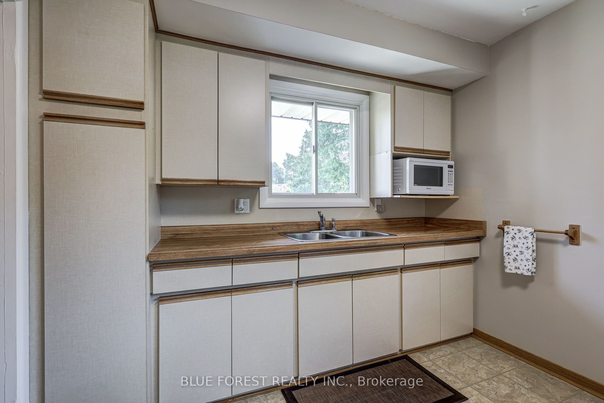 123 Aponi Crescent Property Photo 18
