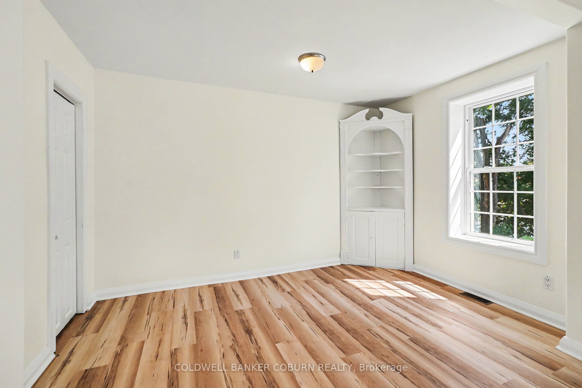 25 Mill Street Property Photo 11