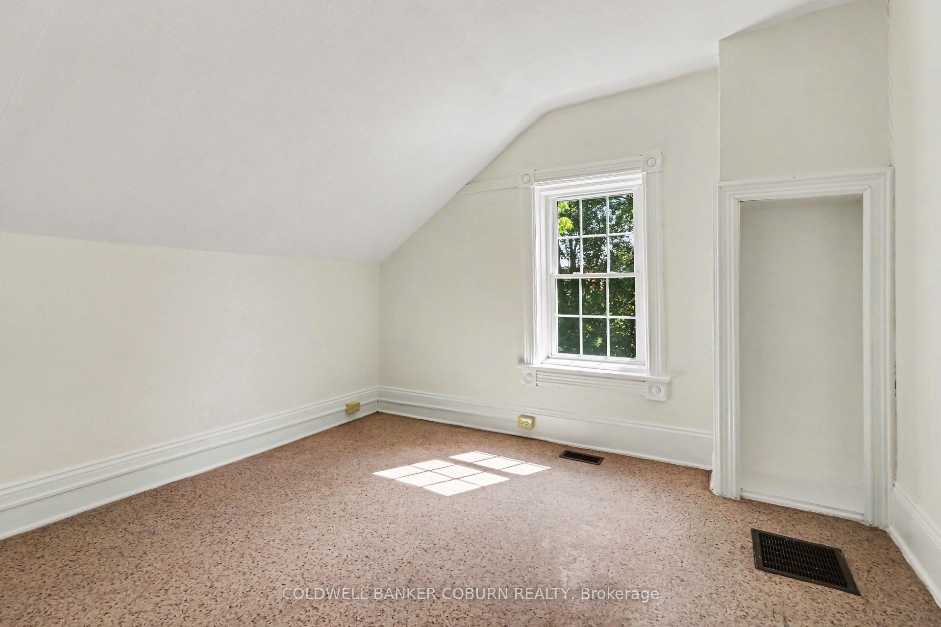 25 Mill Street Property Photo 37