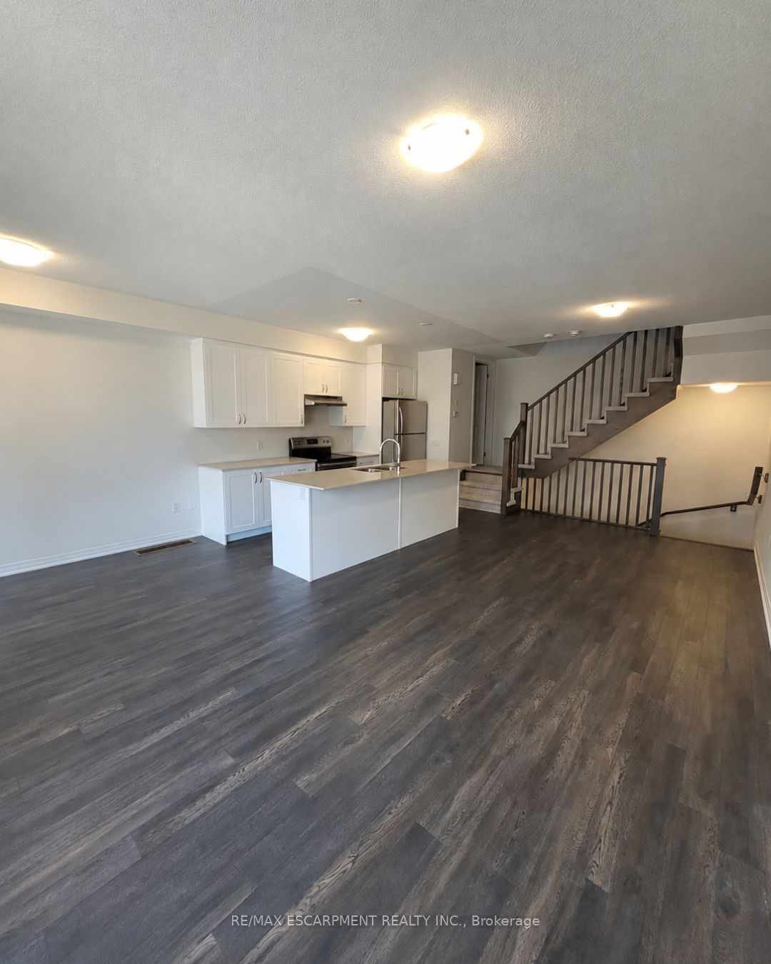 585 Colborne Street E 913 Property Photo 6