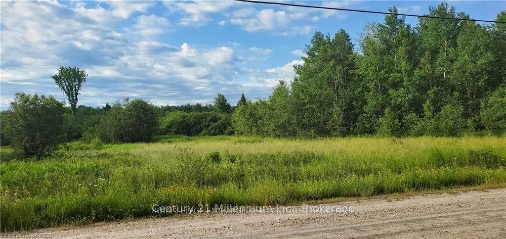 638 Chenier Road Property Photo 2
