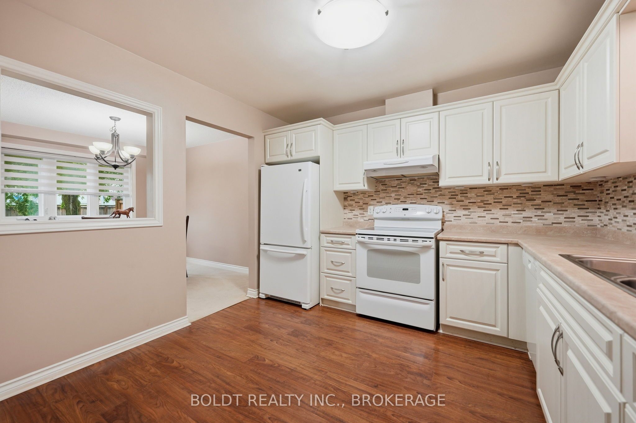 275 Pelham Road 25 Property Photo 6