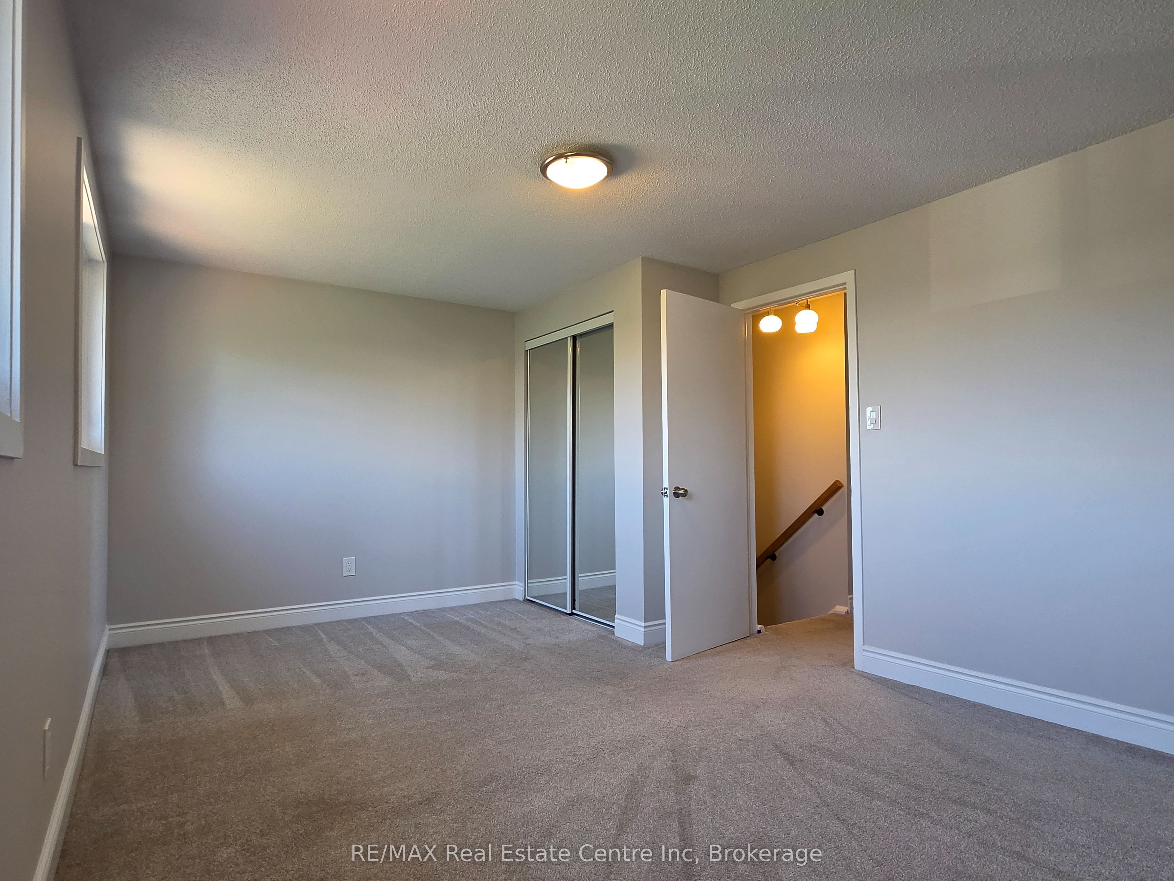 31 Greengate Rd 101 Property Photo 13
