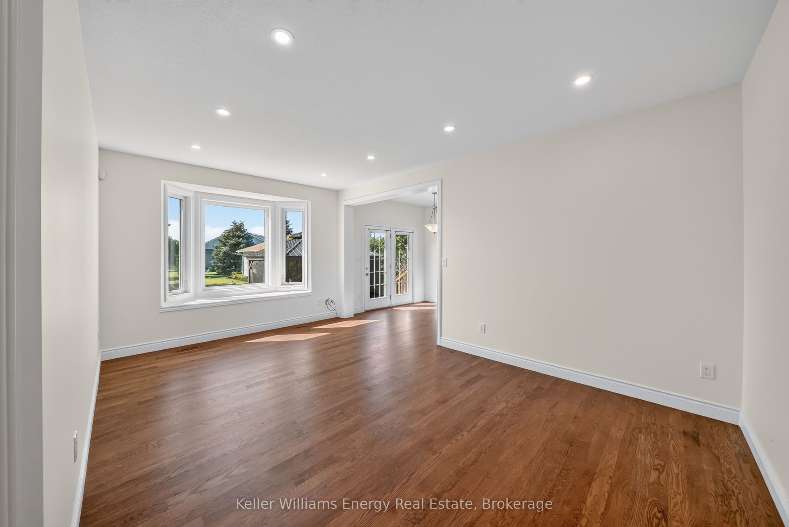 56 Elmdale Drive Property Photo 6