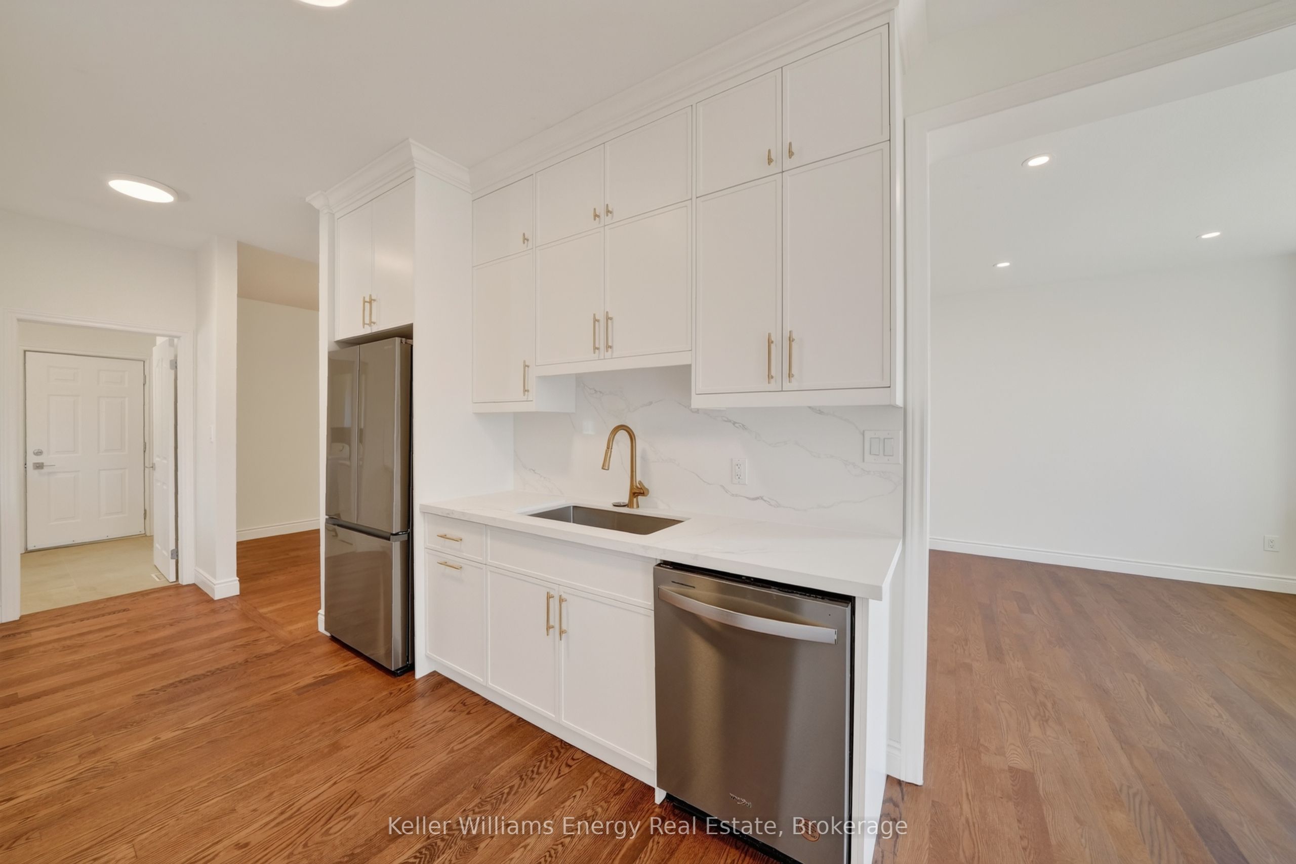 56 Elmdale Drive Property Photo 14