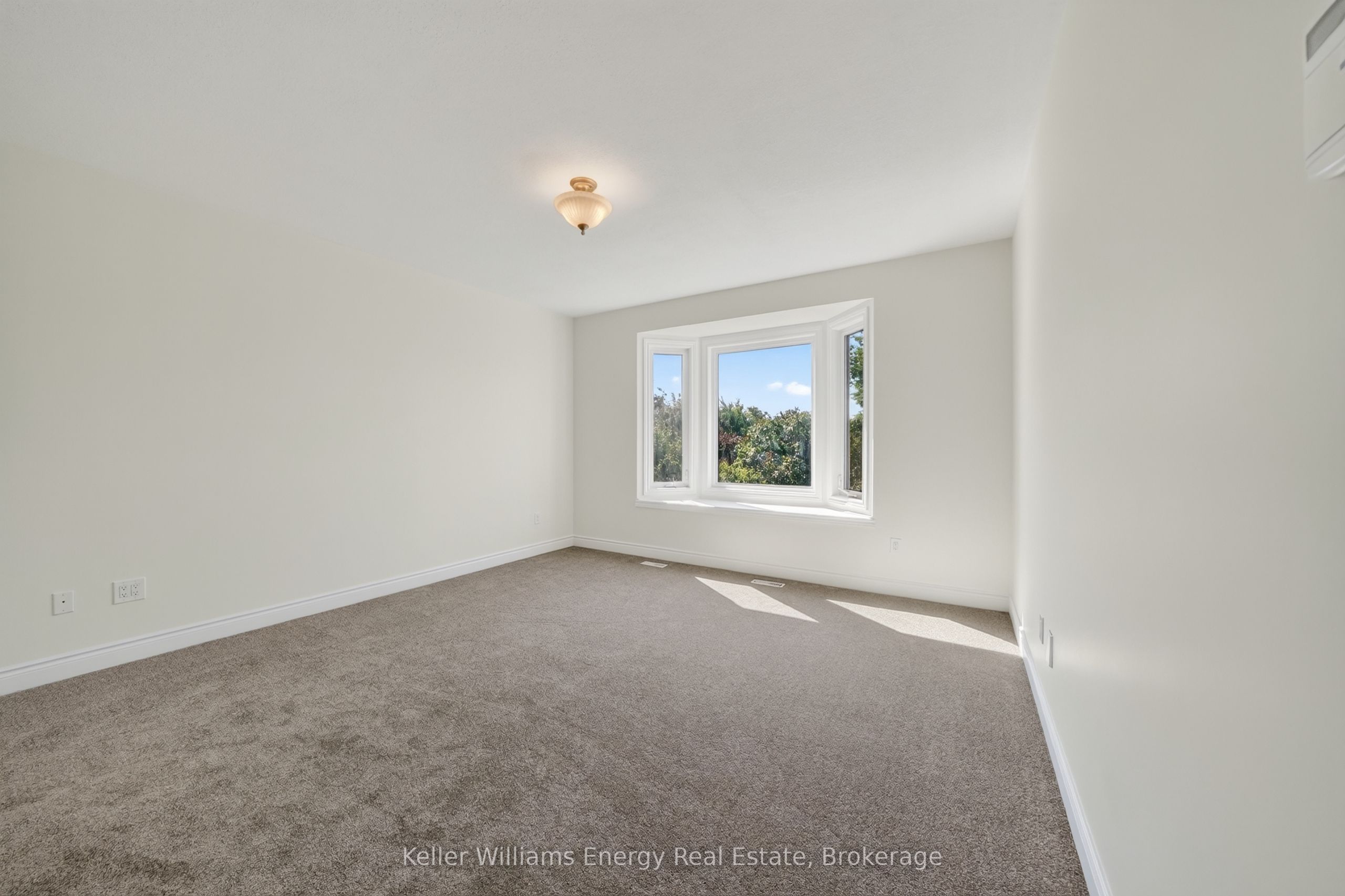 56 Elmdale Drive Property Photo 20