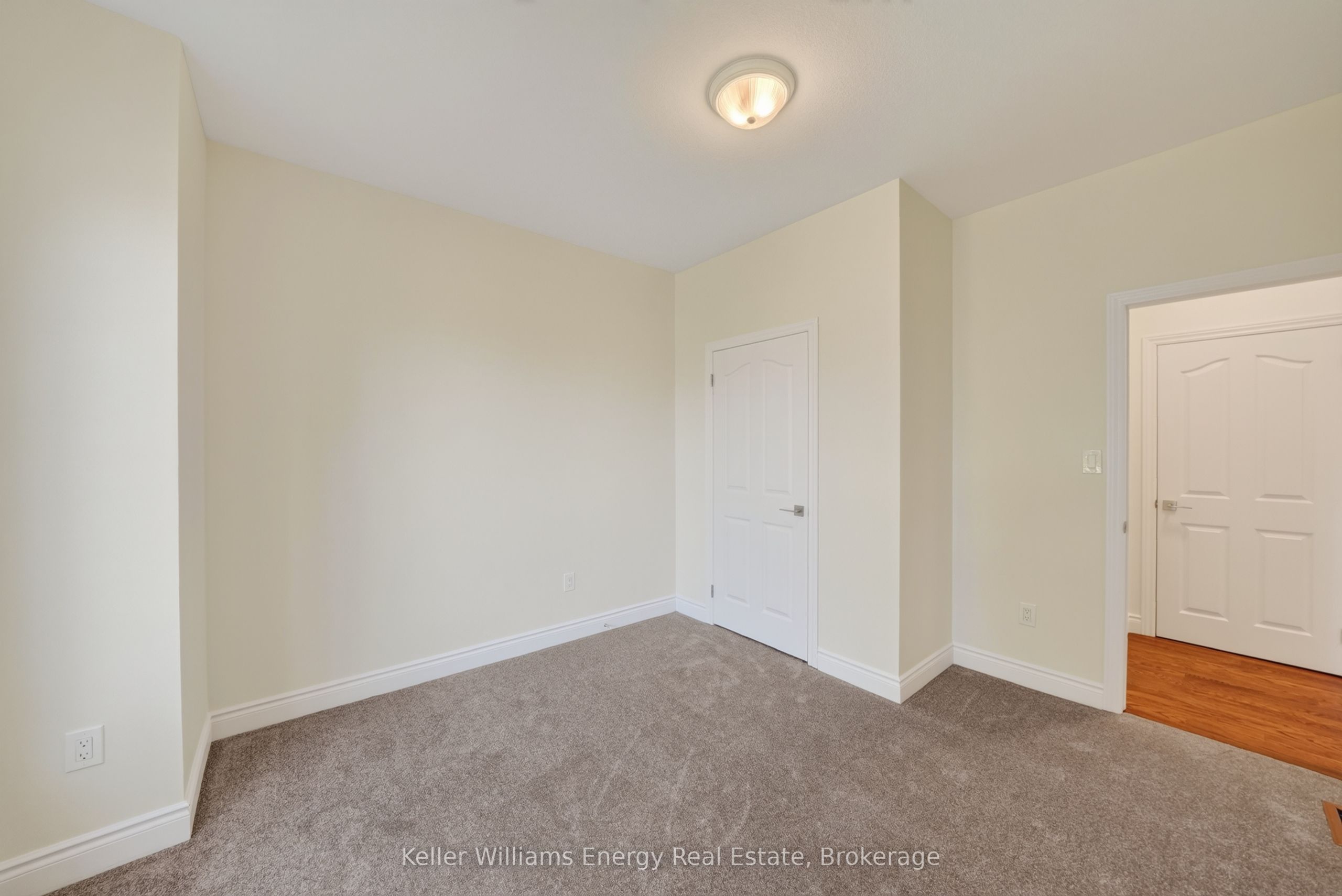 56 Elmdale Drive Property Photo 31