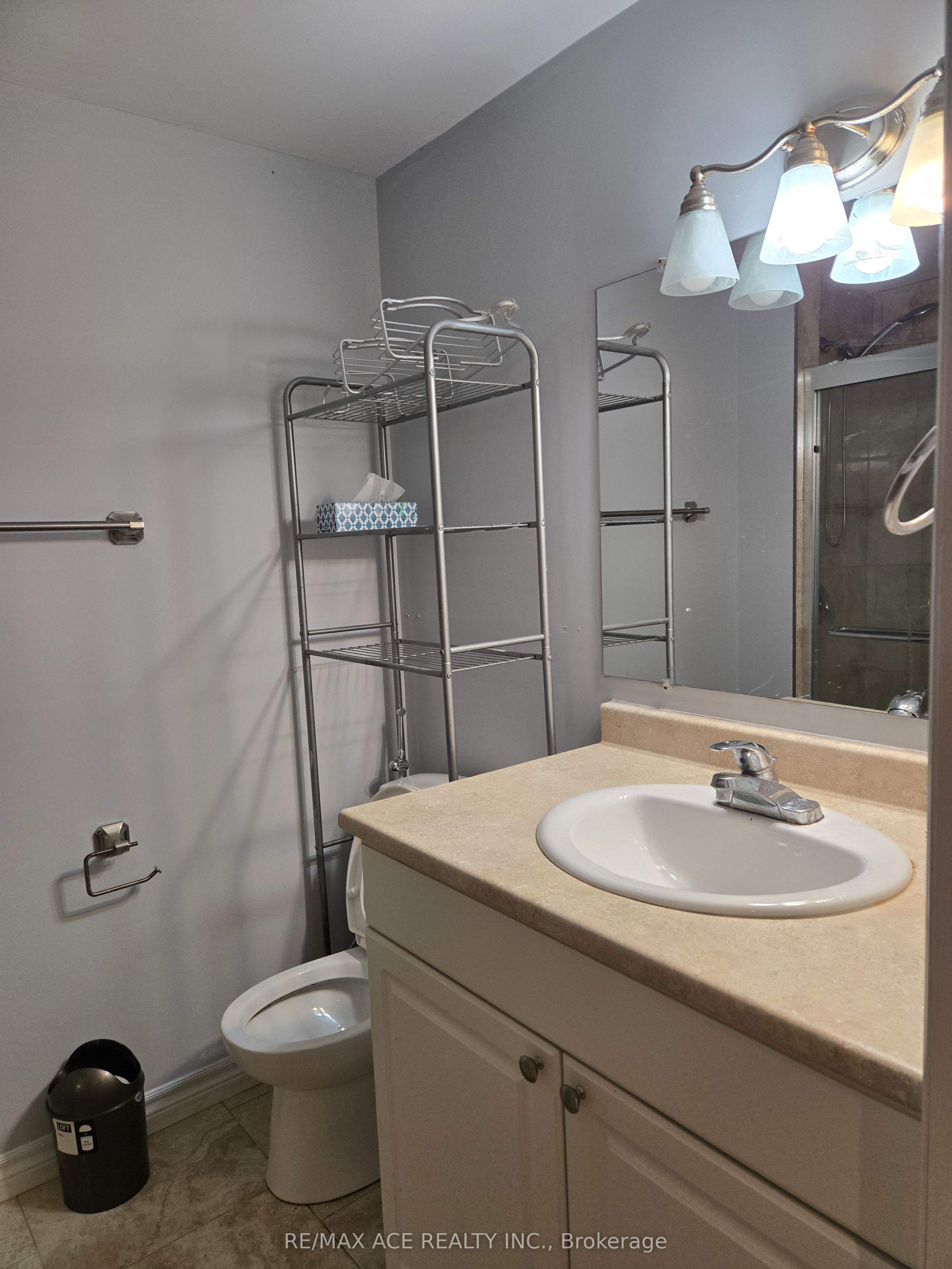28 Bridlington Road Property Photo 43