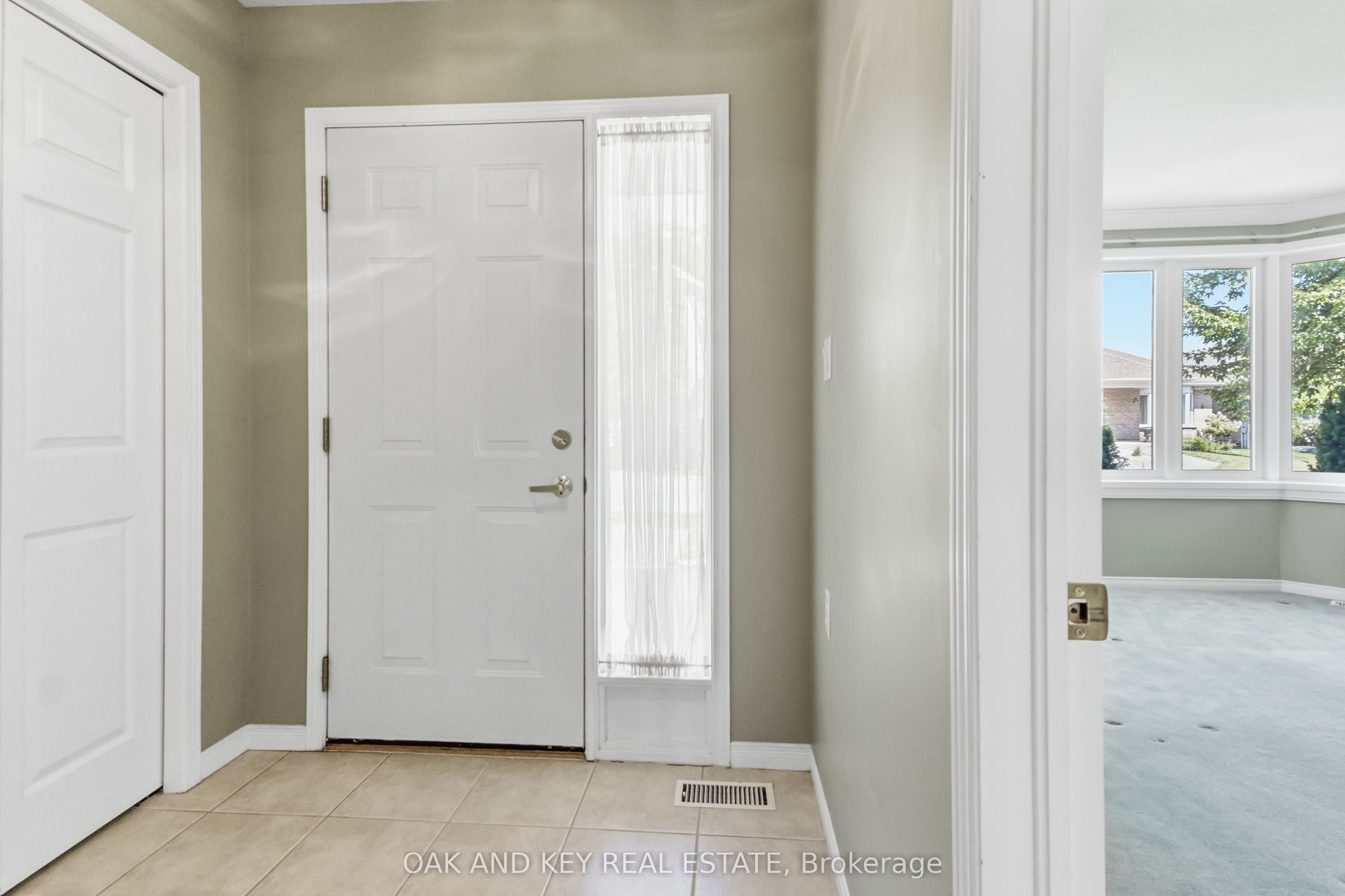 58 Ilderbrook Circle Property Photo 6