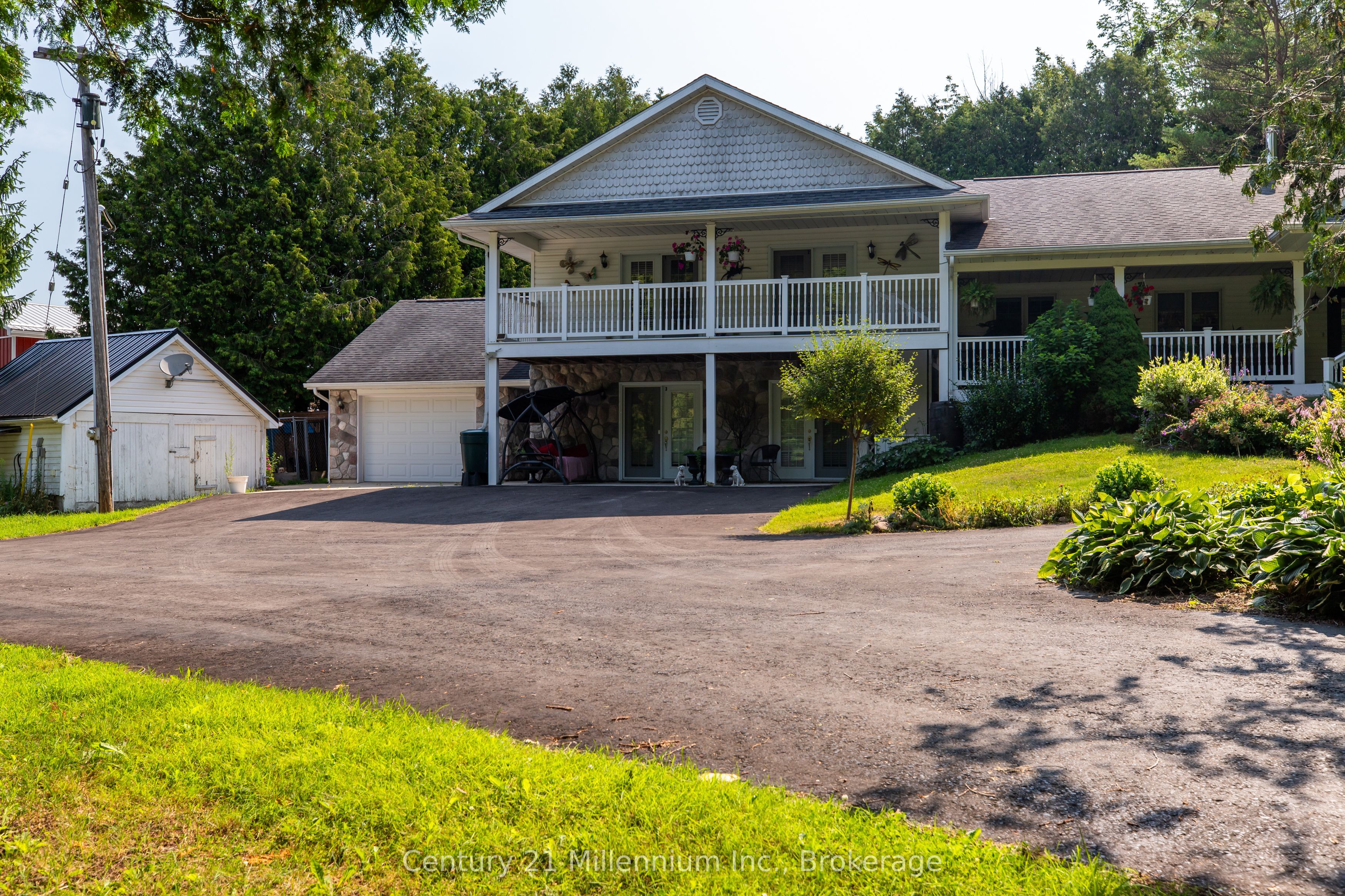 36826 Dungannon Road Property Photo 4