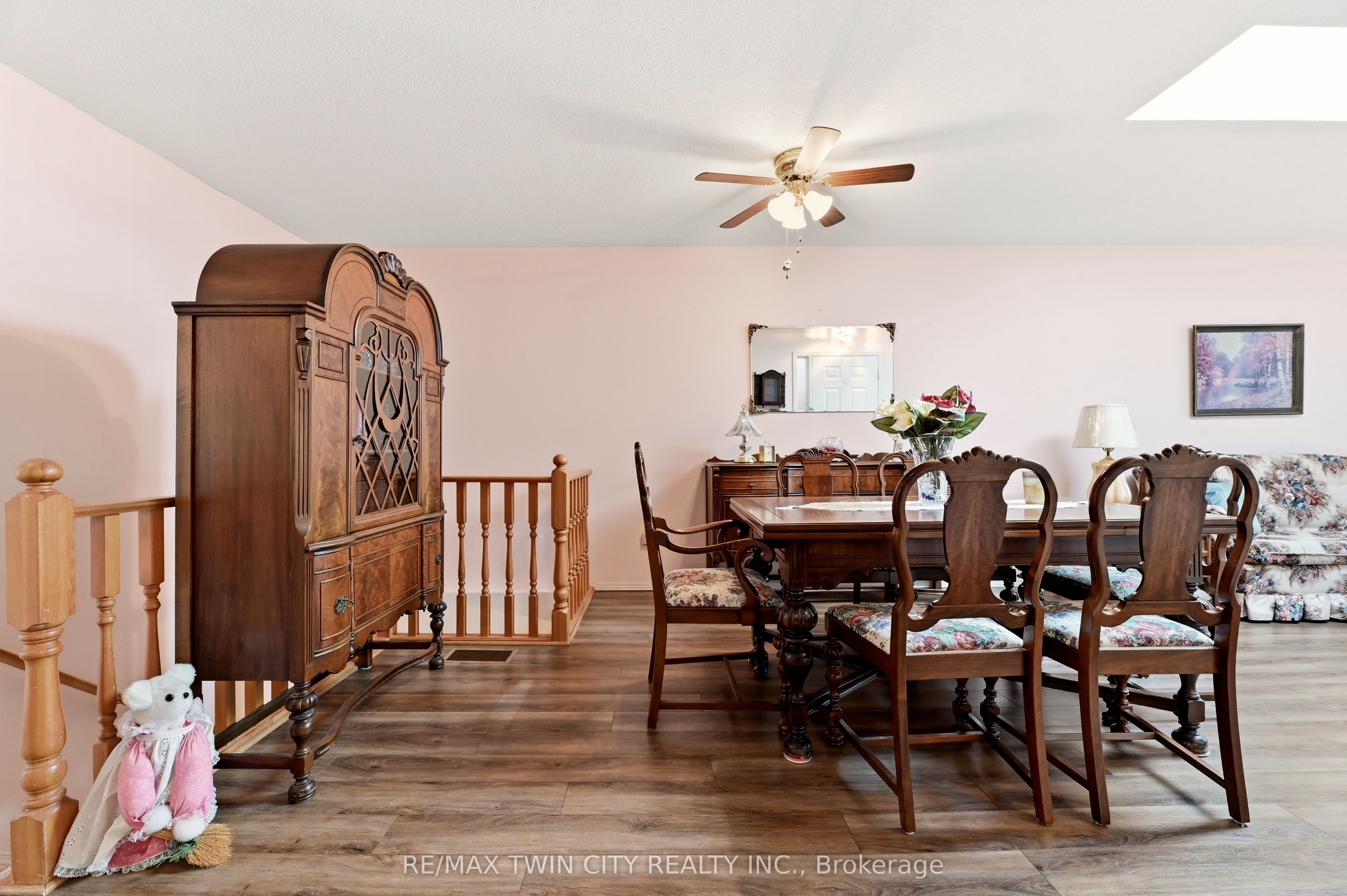 1030 Colborne Street E Property Photo 5