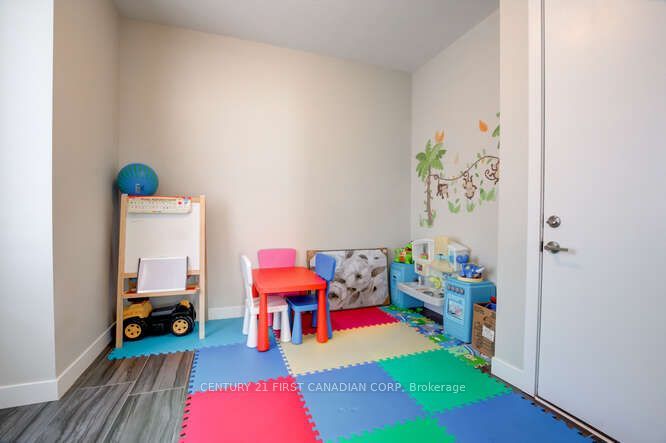 970 Battery Park Property Photo 6