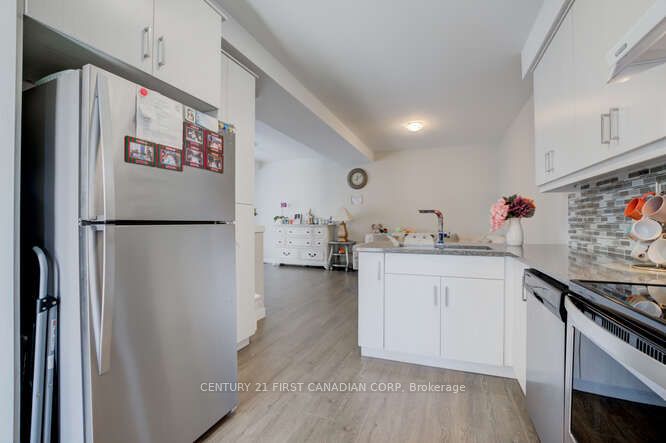 970 Battery Park Property Photo 17