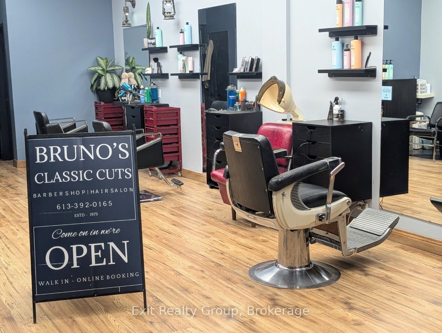266 Dundas Street E Property Photo 10