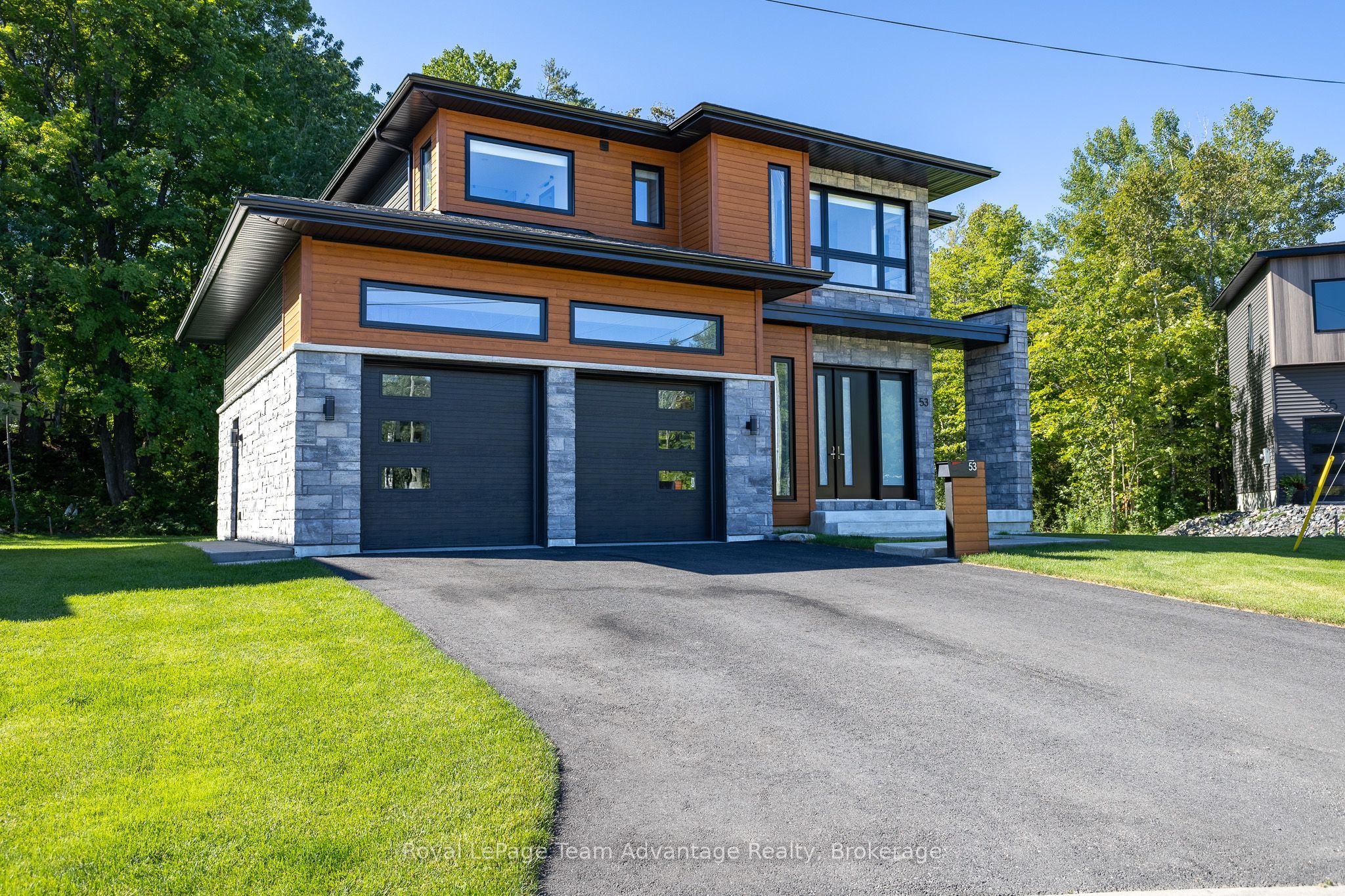53 Dennis Drive Property Photo 2