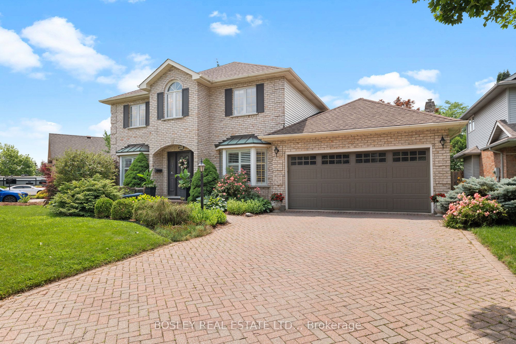 28 Arbour Glen Drive Property Photo 1