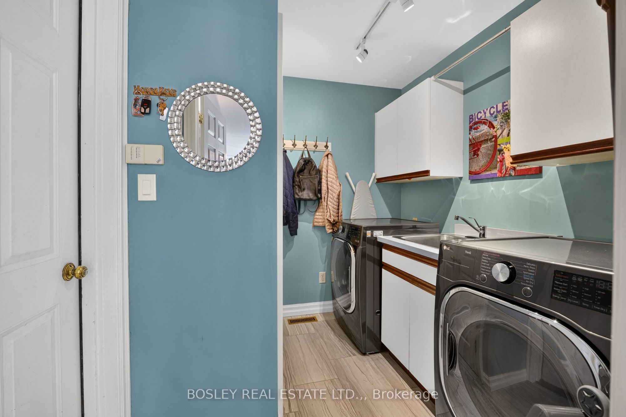 28 Arbour Glen Drive Property Photo 15