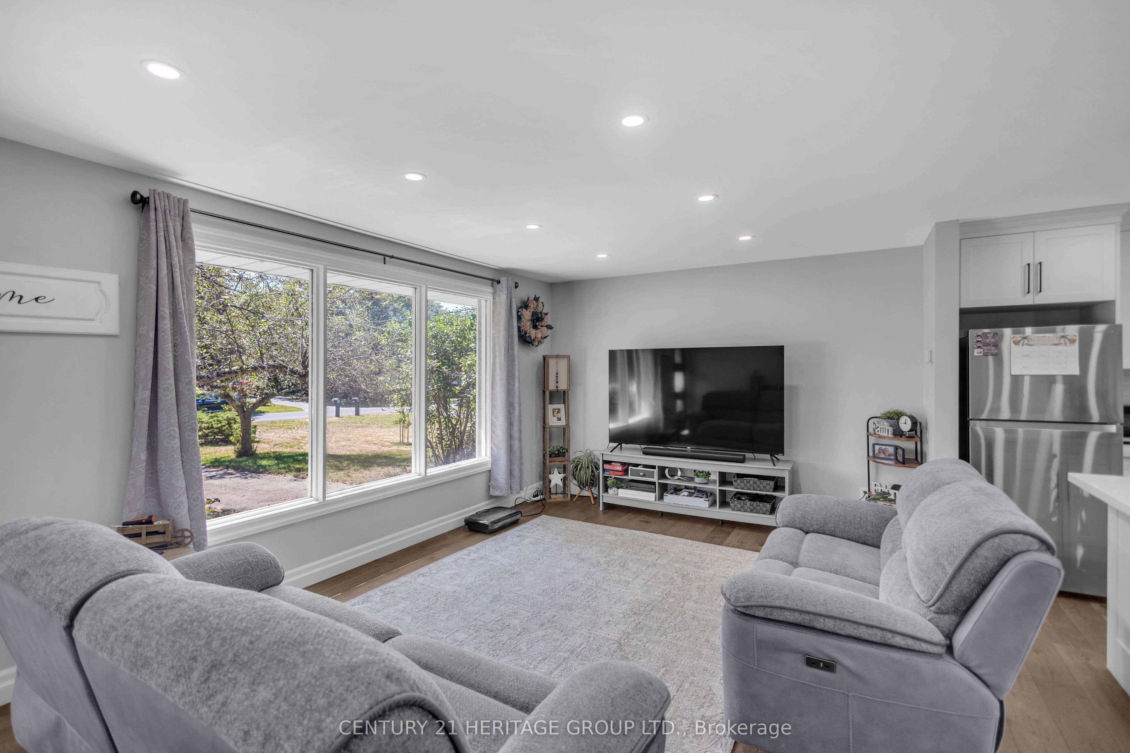 30 Ridgeway Avenue Property Photo 9