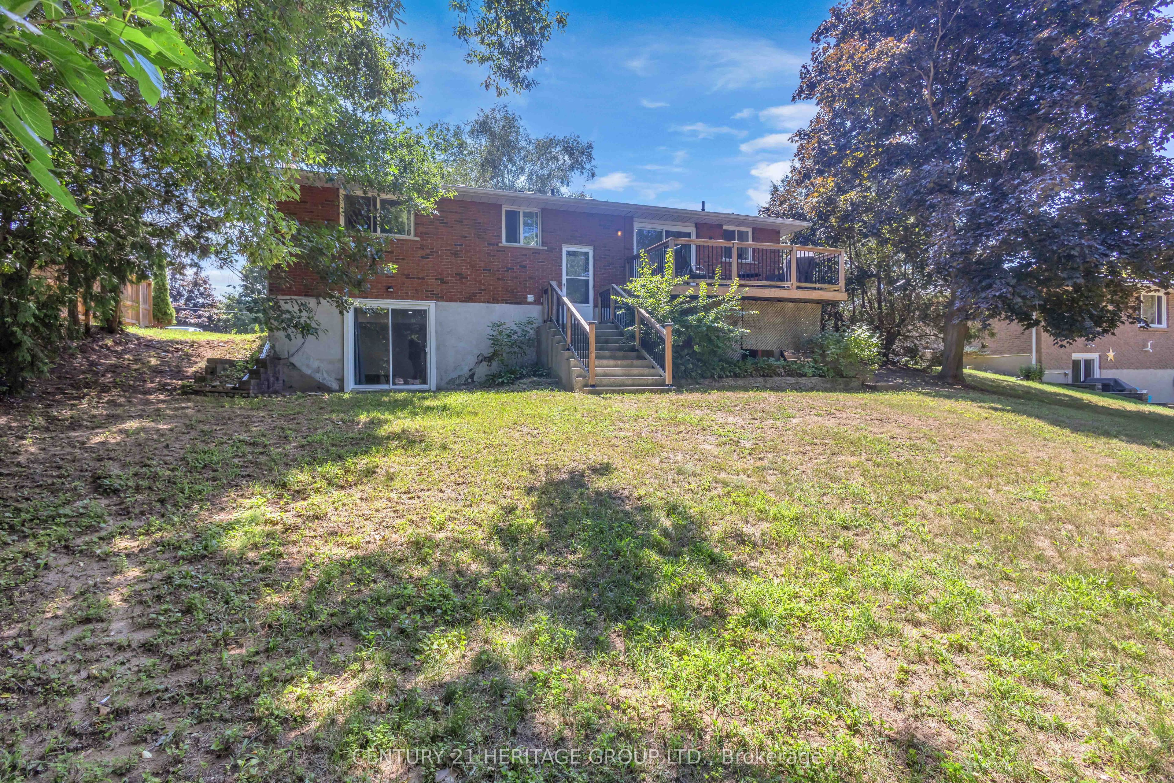 30 Ridgeway Avenue Property Photo 38
