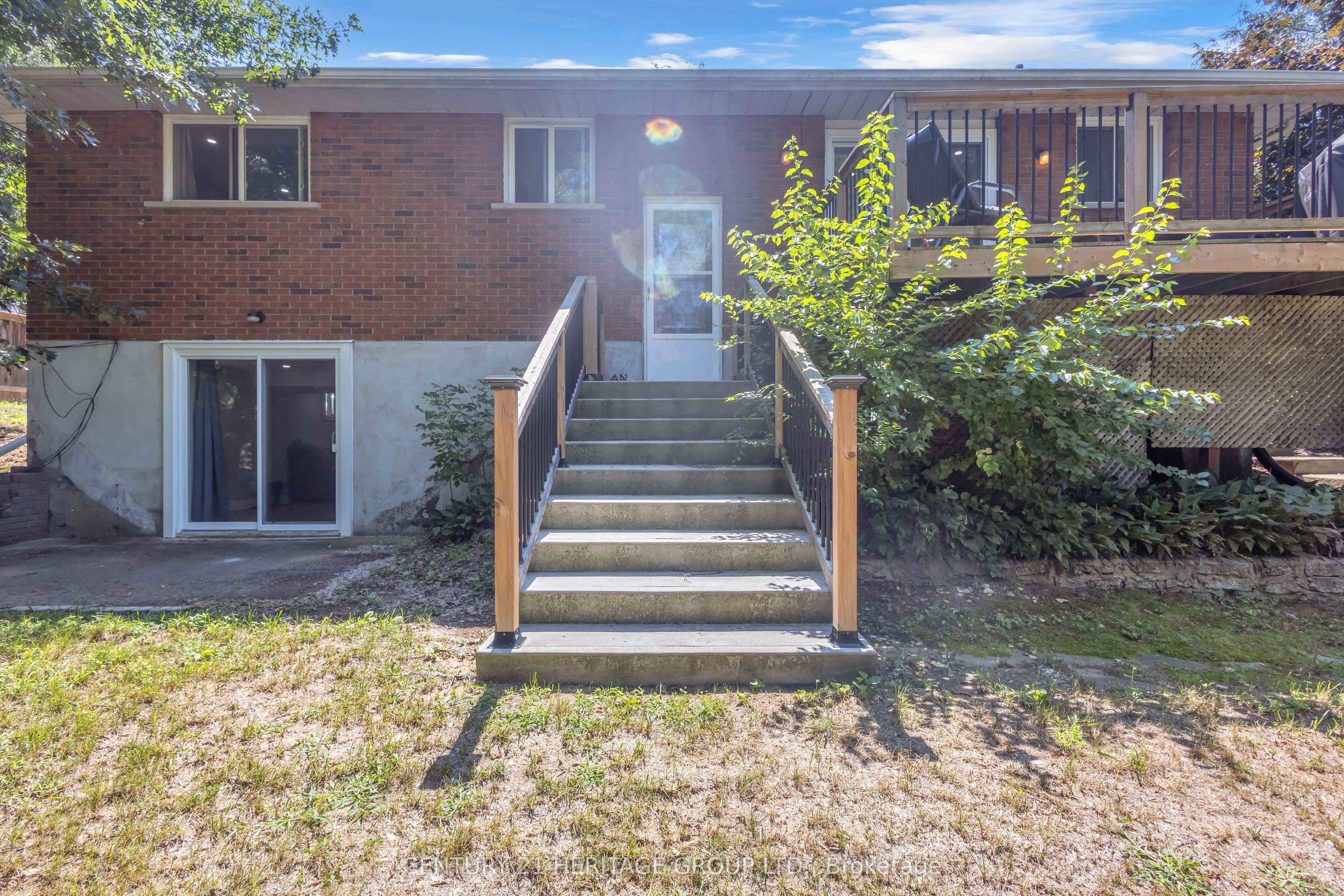 30 Ridgeway Avenue Property Photo 39