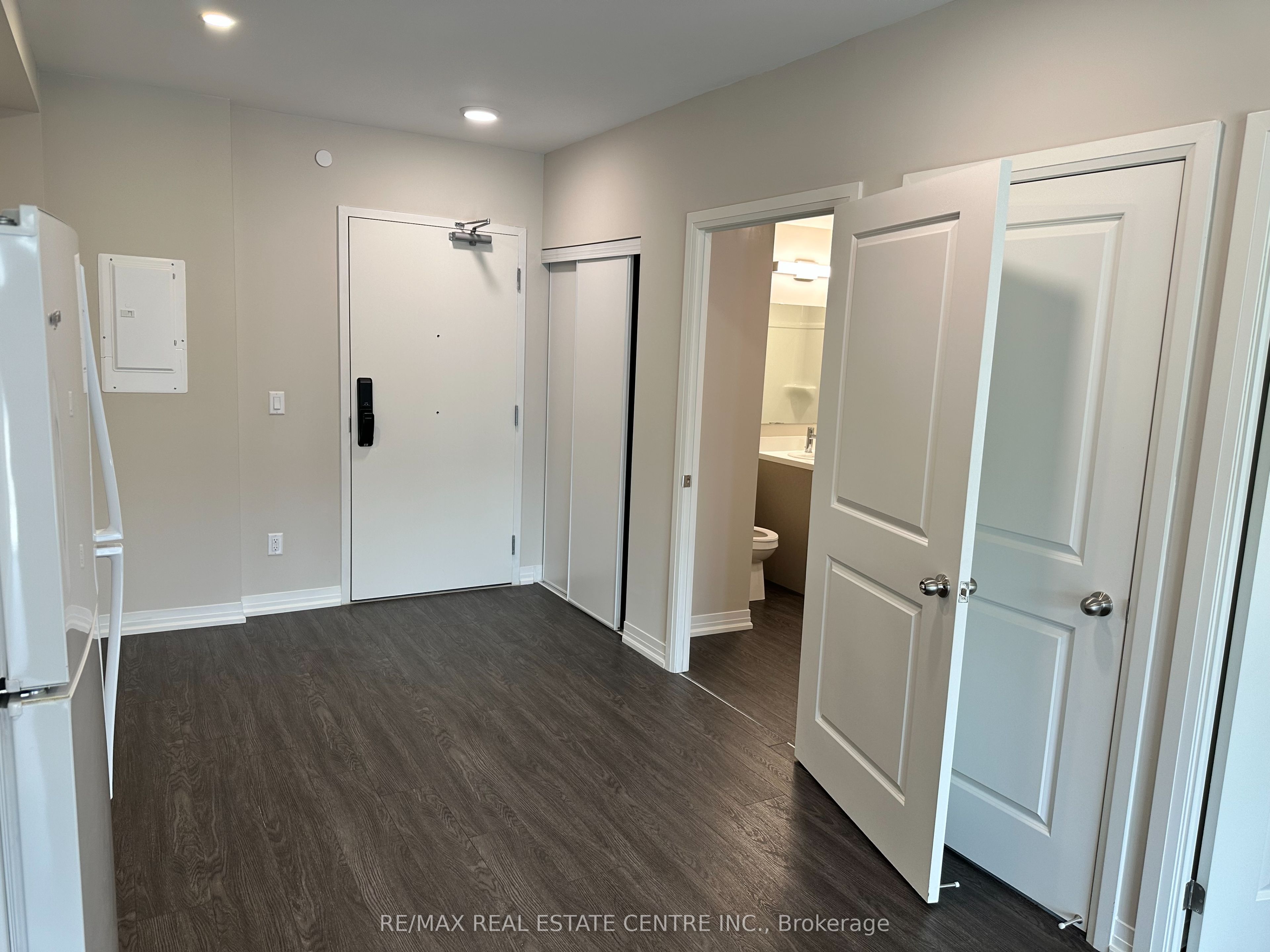 50 Herrick Avenue 243 Property Photo 5