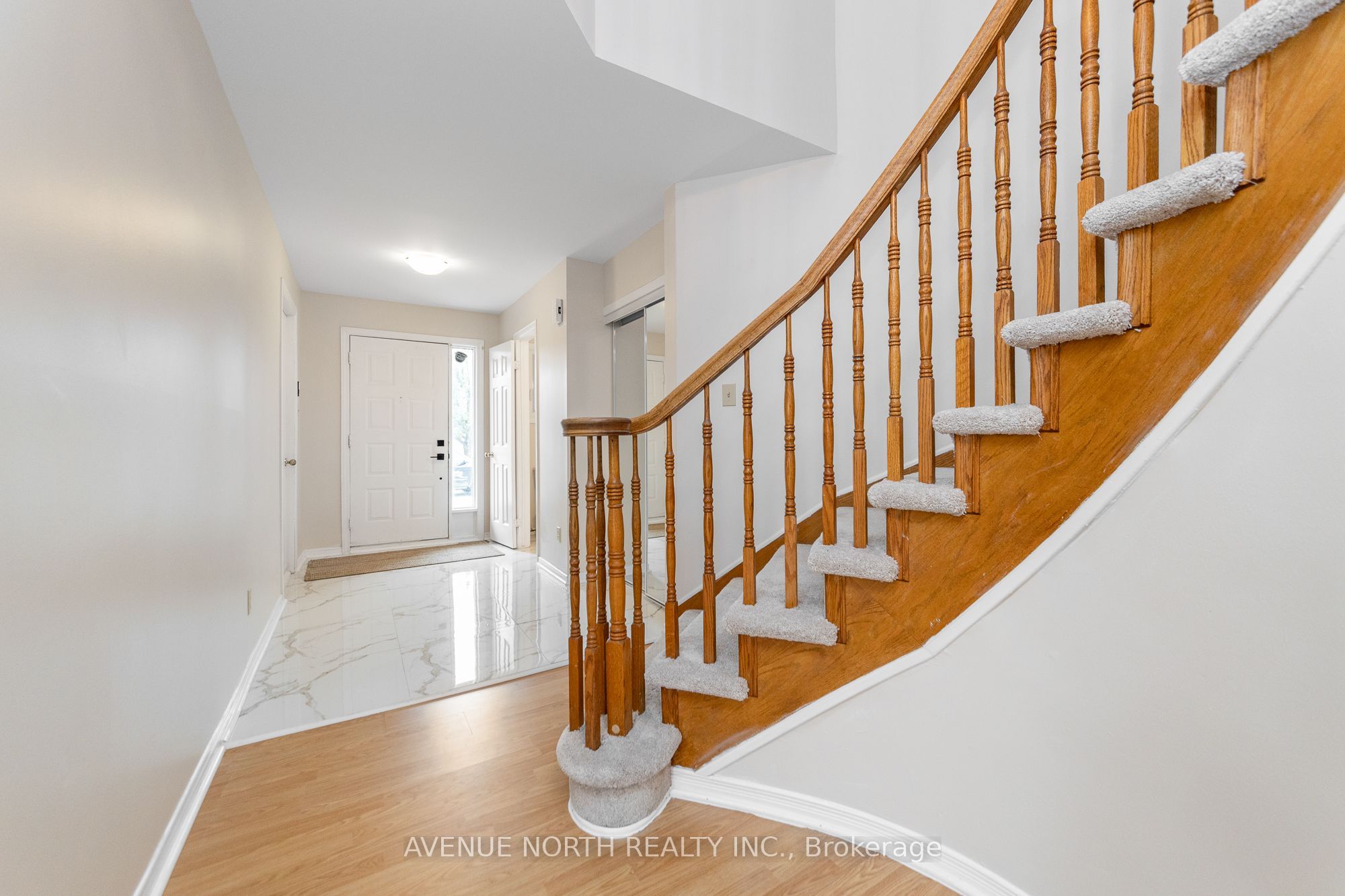 861 Karsh Drive Property Photo 6
