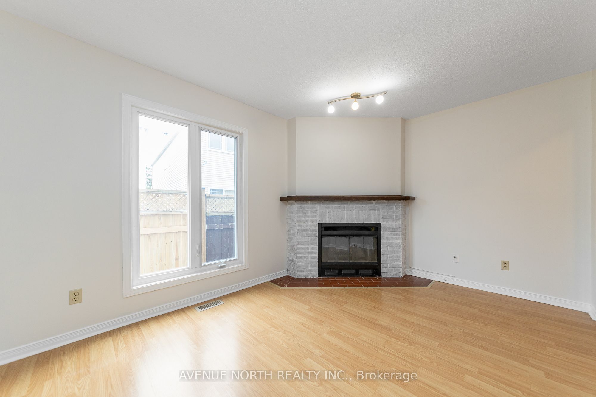 861 Karsh Drive Property Photo 8