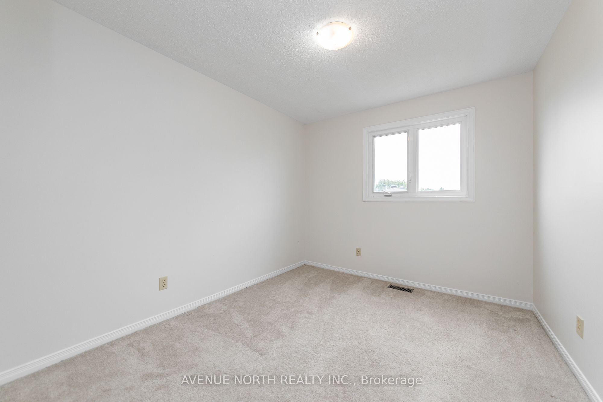 861 Karsh Drive Property Photo 27