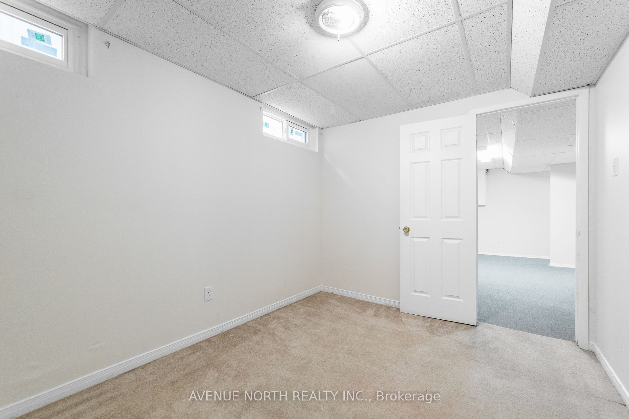 861 Karsh Drive Property Photo 40