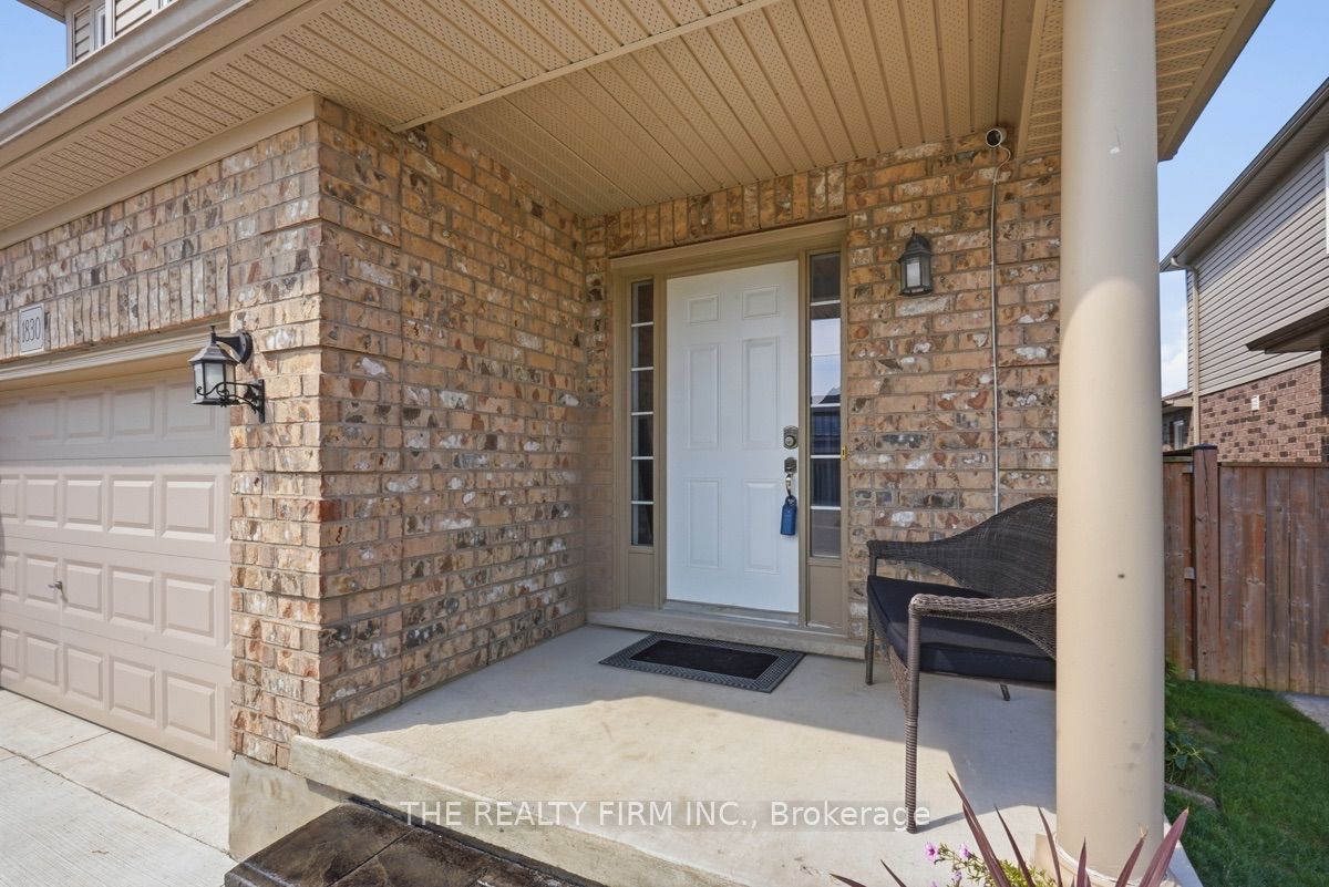 1830 Couldridge Way Property Photo 2