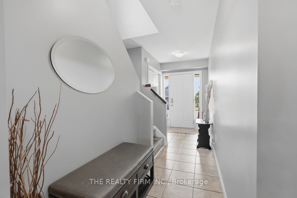 1830 Couldridge Way Property Photo 4