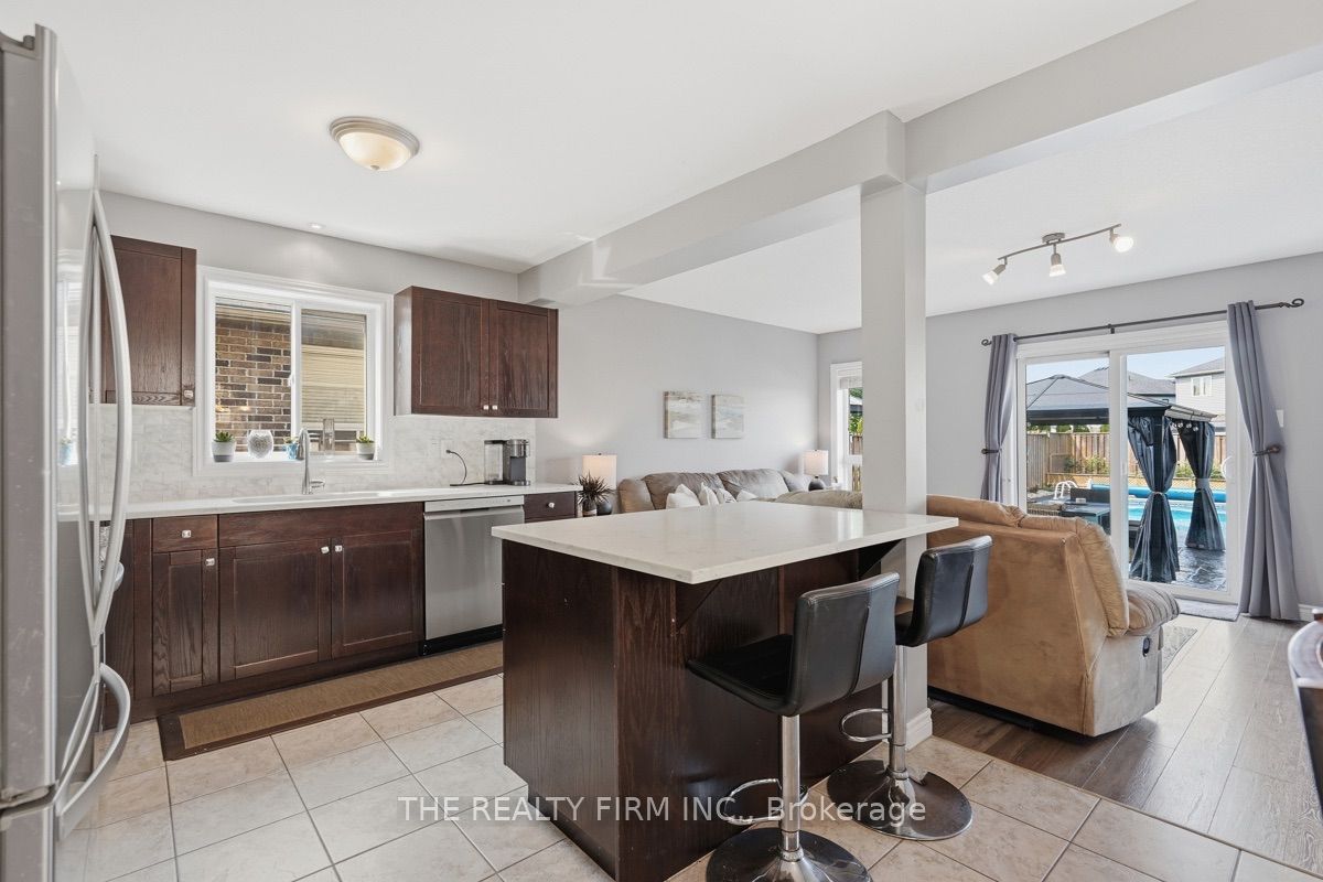 1830 Couldridge Way Property Photo 10