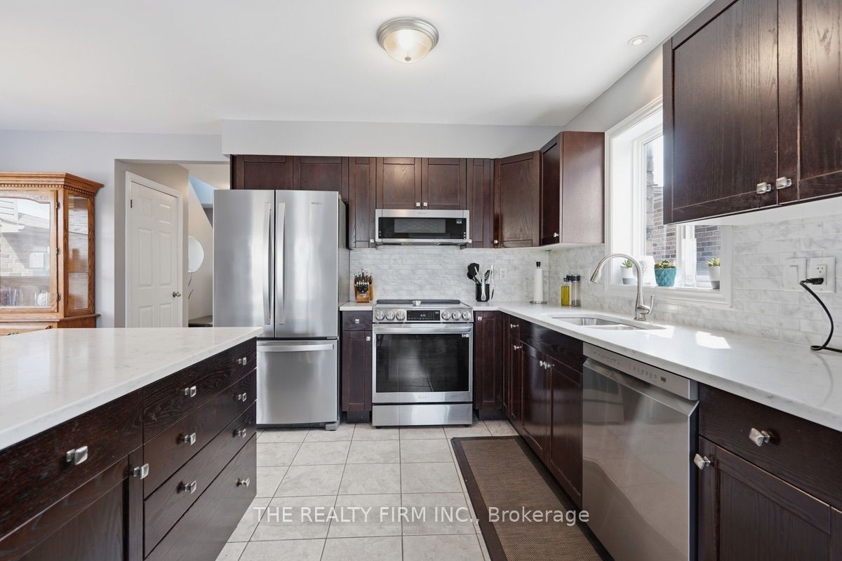 1830 Couldridge Way Property Photo 13
