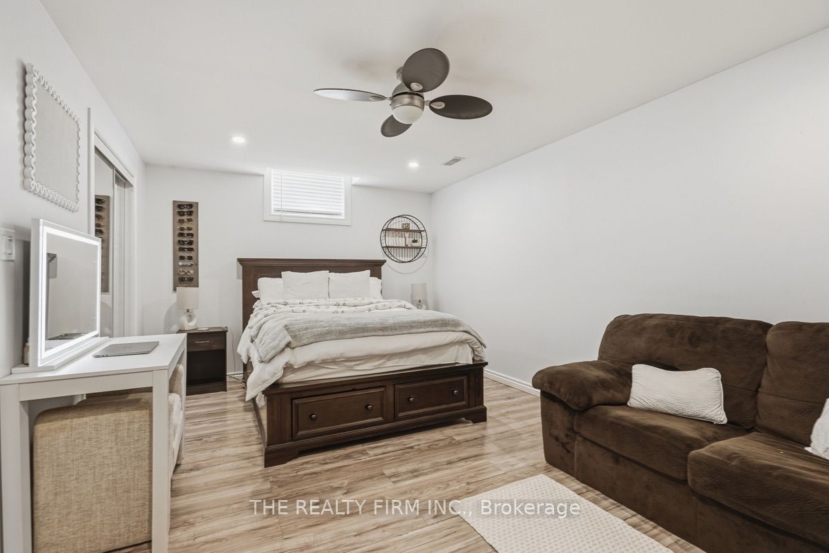 1830 Couldridge Way Property Photo 27