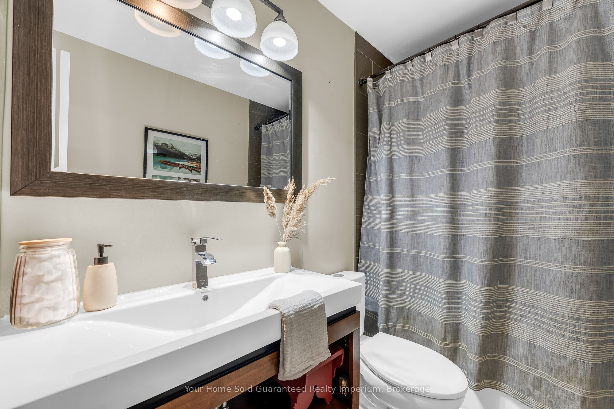 6 Beacon Avenue Property Photo 14