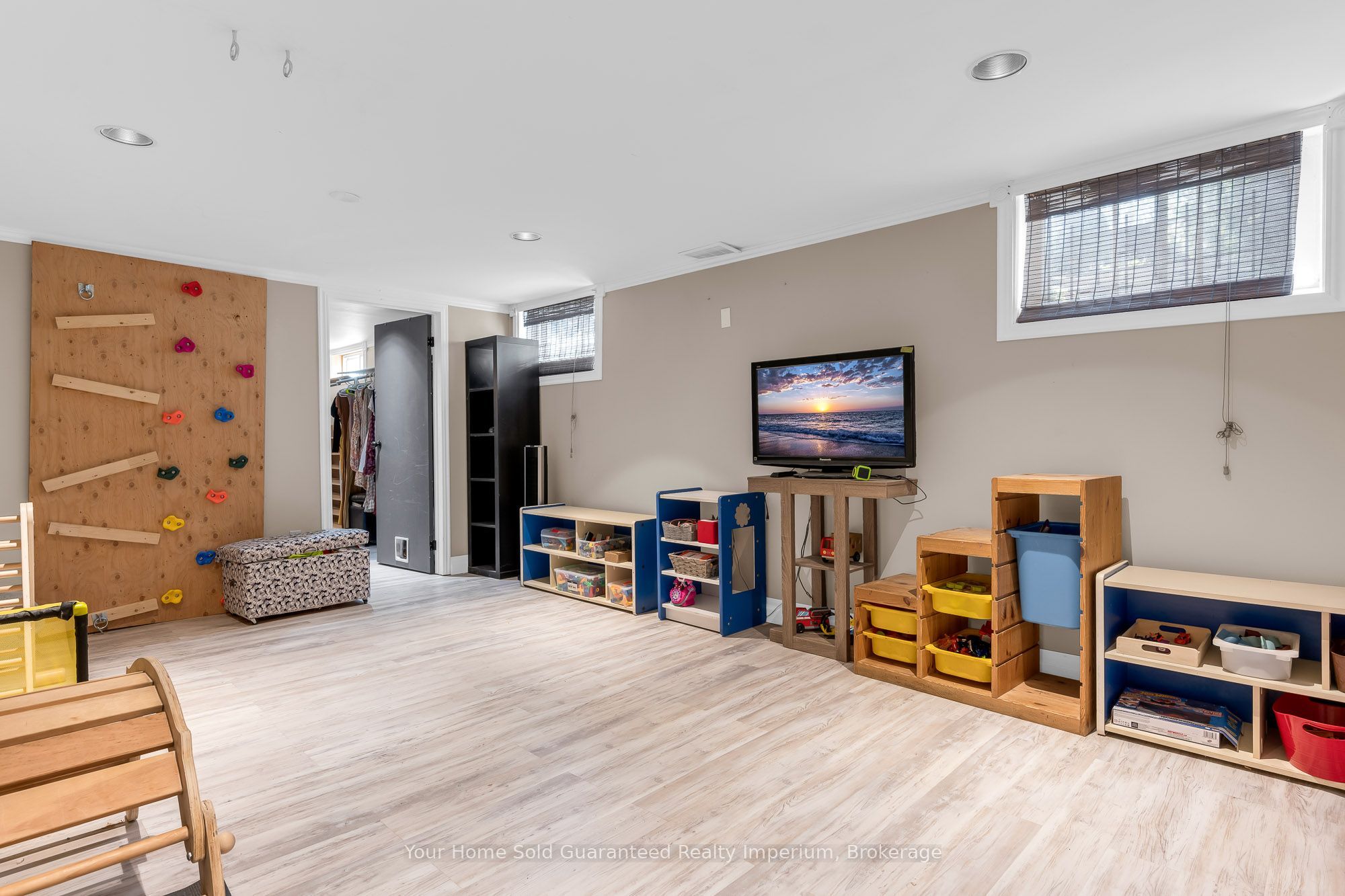 6 Beacon Avenue Property Photo 15