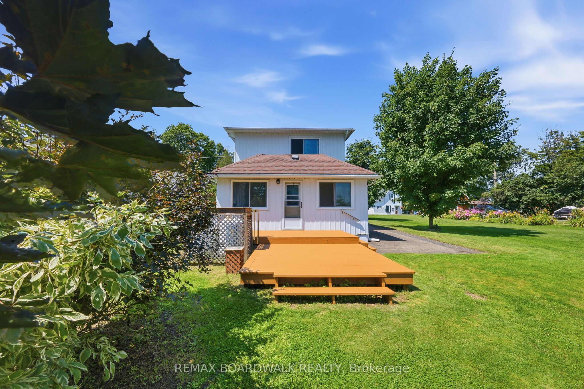 264 Birch Avenue Property Photo 3