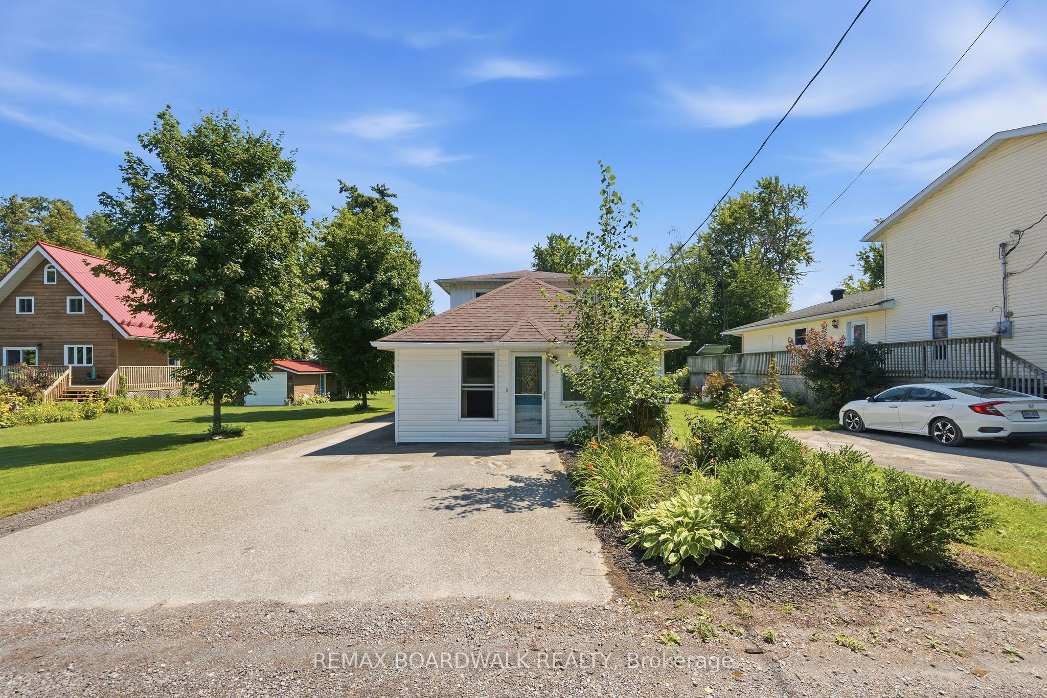264 Birch Avenue Property Photo 4