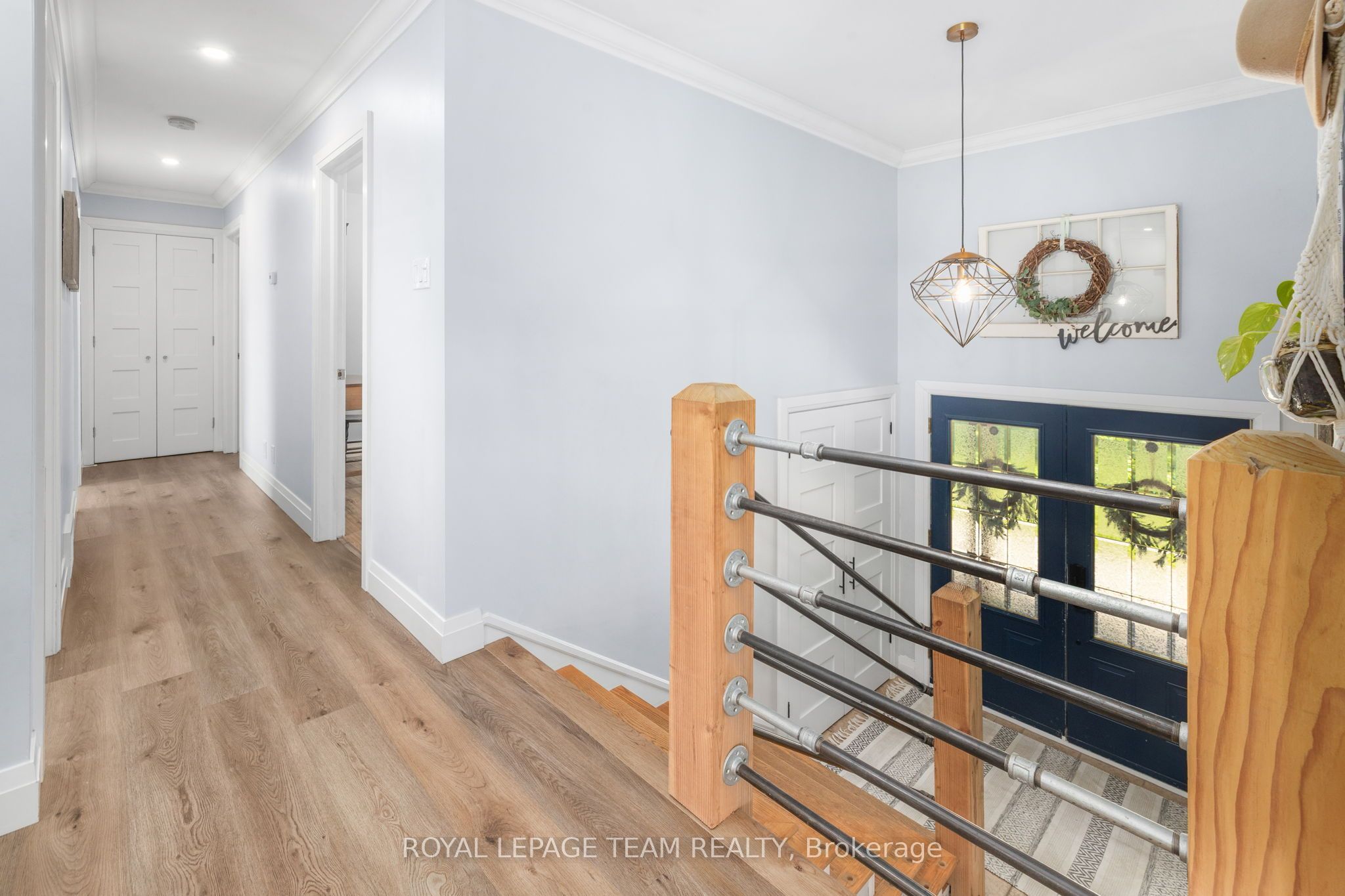 1683 River Road Property Photo 5